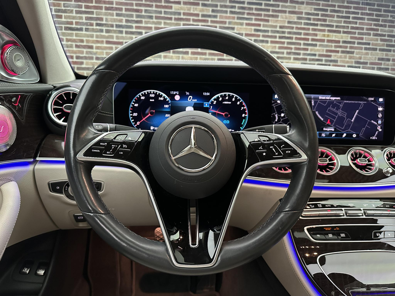 Mercedes-Benz E 300 e AMG Line | Dak| Memory| Burmester| Dealer onderh — photo 13