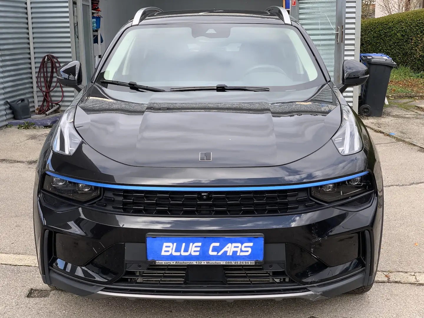Lynk & Co 01 1.5 T PHEV Pano/SHZ/Navi/Cam/PDC/17,6kWh Noir - 2