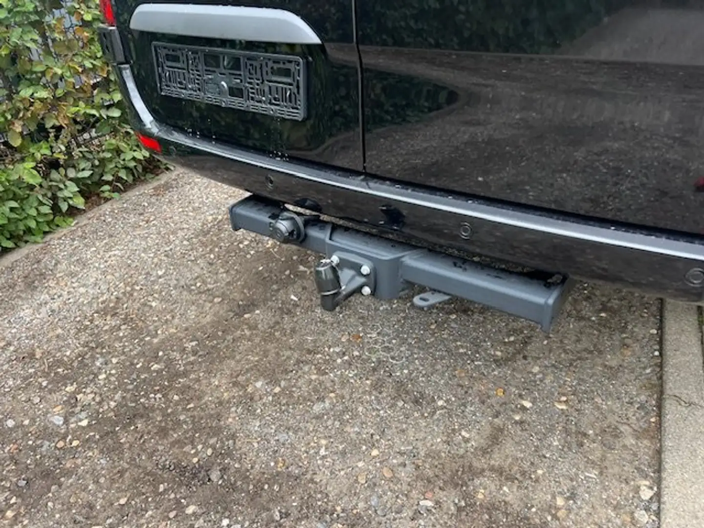 Mercedes-Benz Sprinter 319 L2H2 51800 EX BTW - TREKH 3.5 T - 3 STUKS Zwart - 2