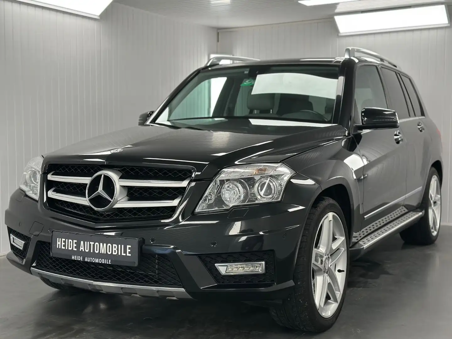 Mercedes-Benz GLK 350 4Matic AMG Sportpaket Pano Kamera Ahk Schwarz - 1