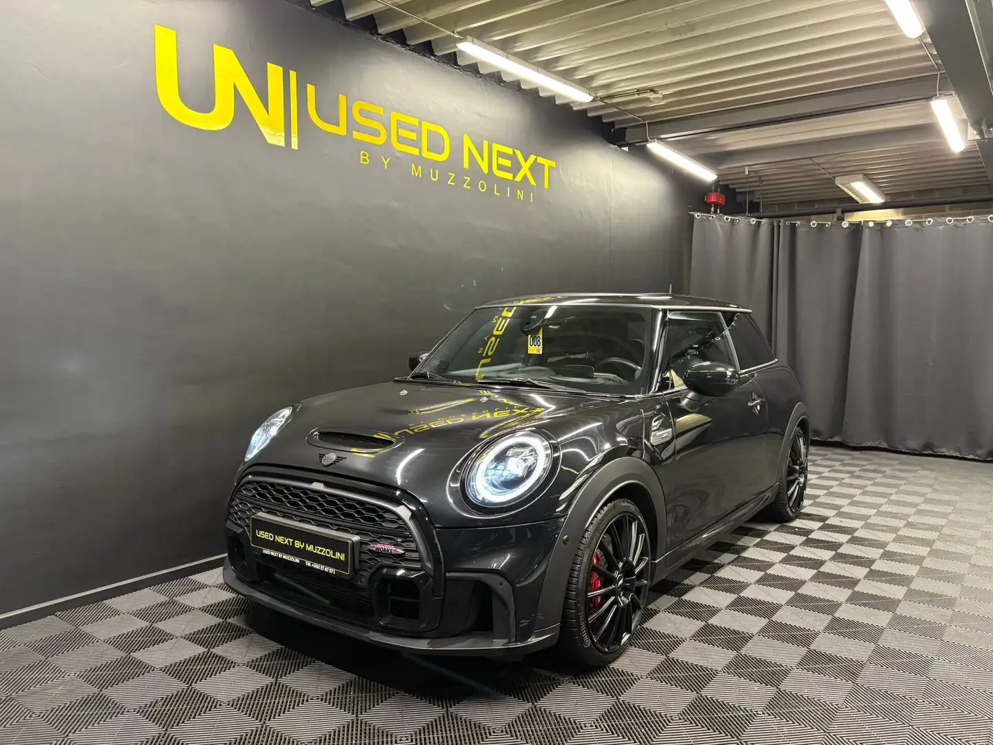 MINI John Cooper Works Coupe JCW Schwarz - 1