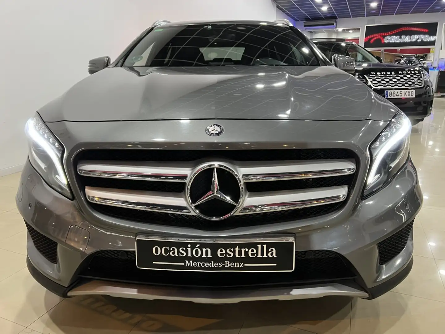 Mercedes-Benz GLA 220 220d AMG Line 7G-DCT Grijs - 1