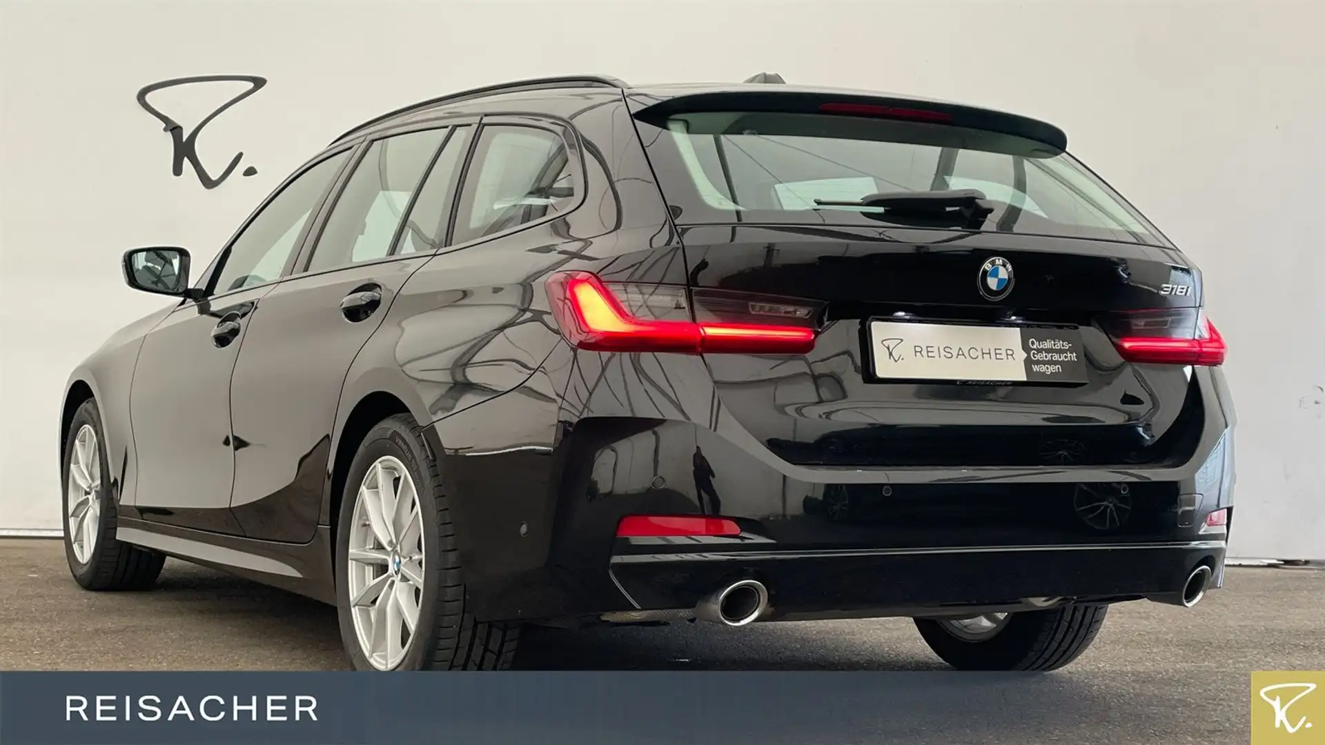 BMW 318 i A Tou AHK LC+ RFK PDC SHZ DAB KlimA 17" LM Schwarz - 2