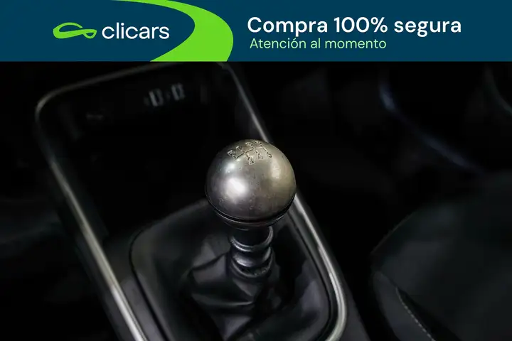 Jeep Avenger 1.2 Turbo Altitude 2023, foto 26