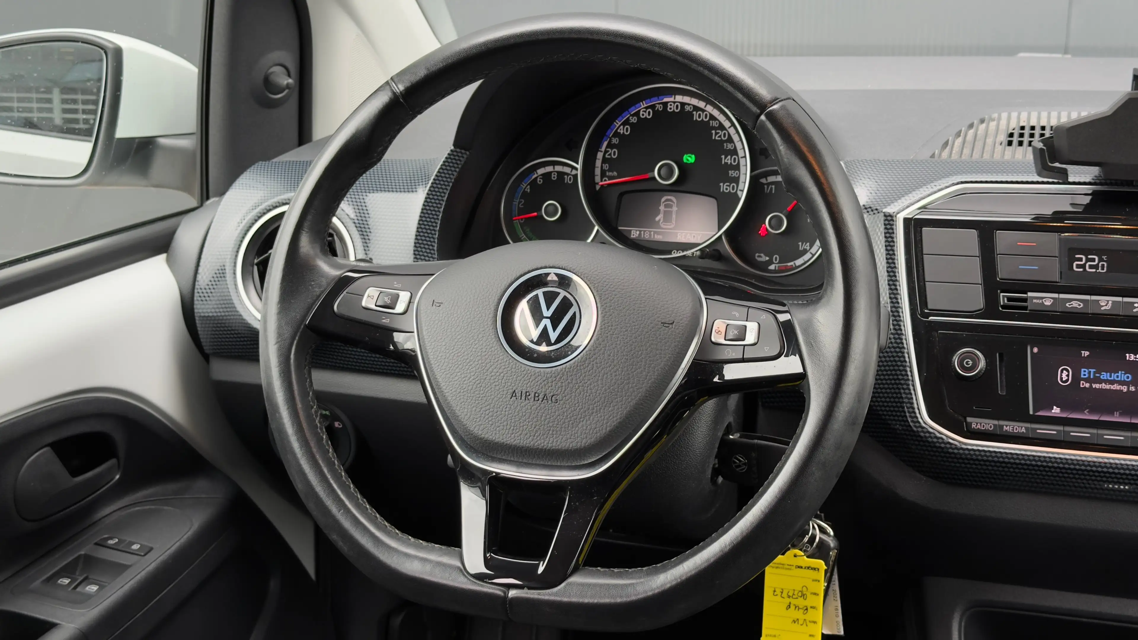 Volkswagen e-up! 83pk | SOH 89,91% | Achteruitrijcamera | Airco | B — photo 6