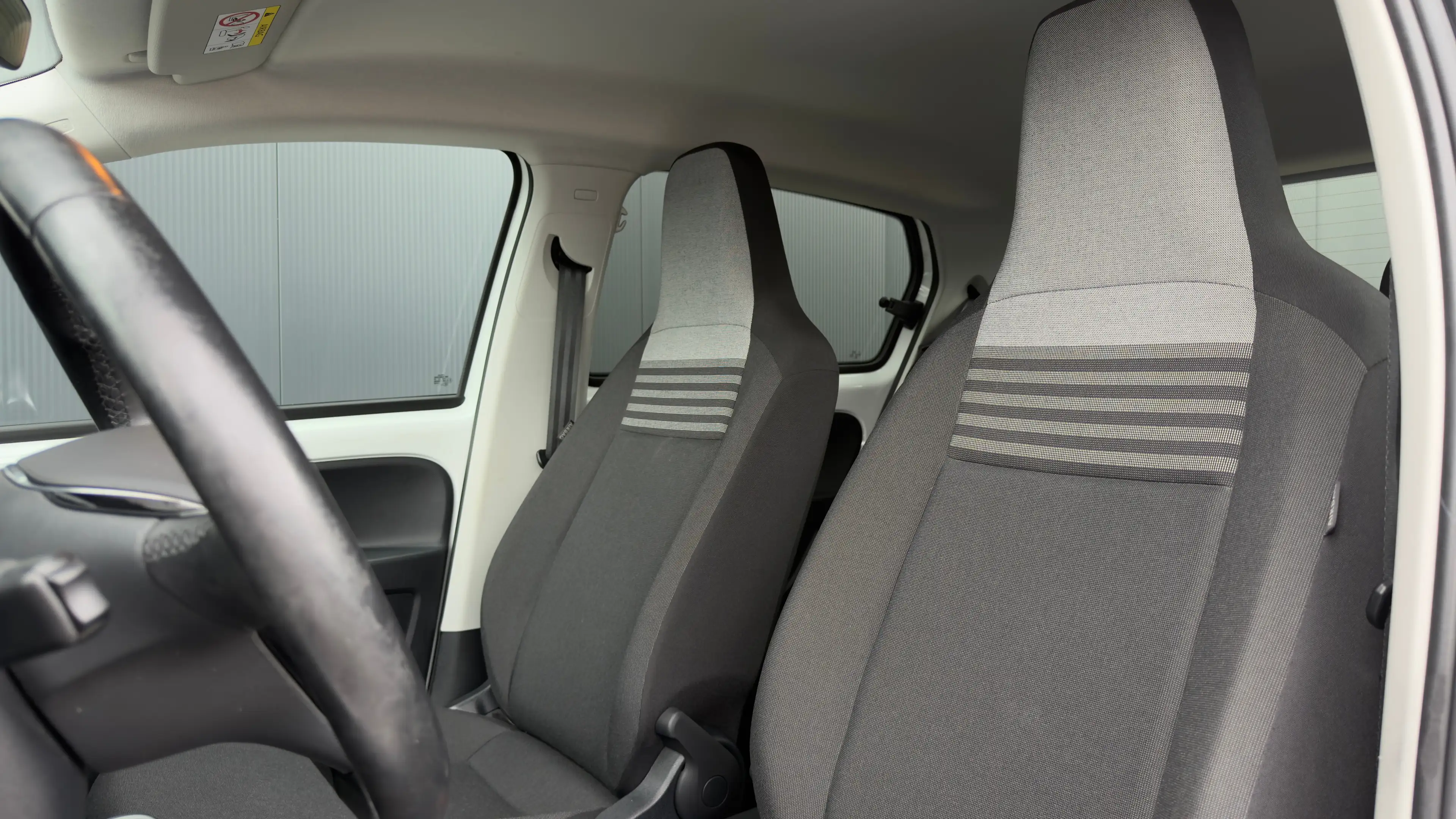 Volkswagen e-up! 83pk | SOH 89,91% | Achteruitrijcamera | Airco | B — photo 15