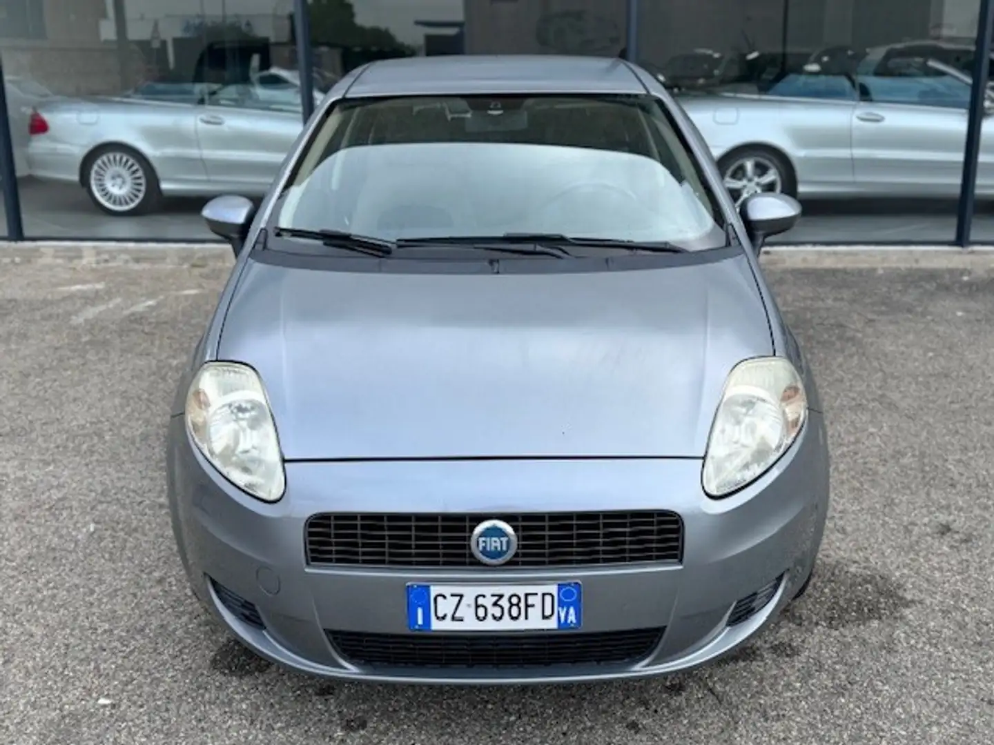 Fiat Grande Punto Grande Punto 1.4 5 porte Dynamic Gris - 2