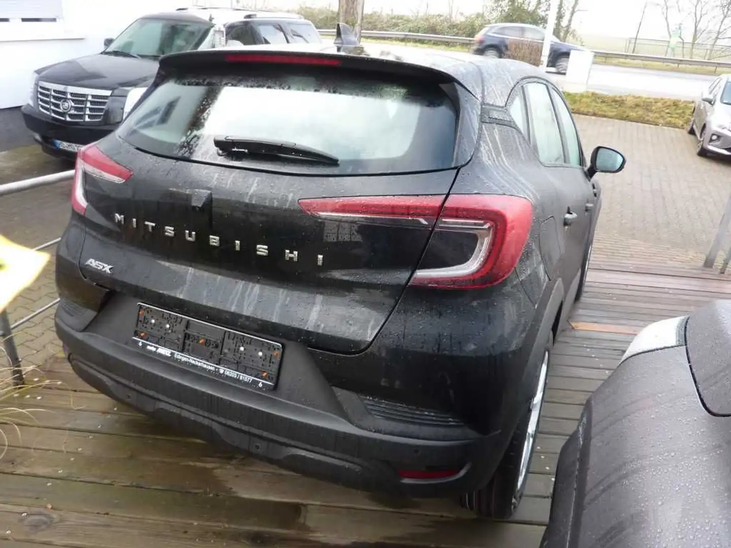 Mitsubishi ASX BASIS 1.0 T-Benziner 6-Gang Schwarz - 2