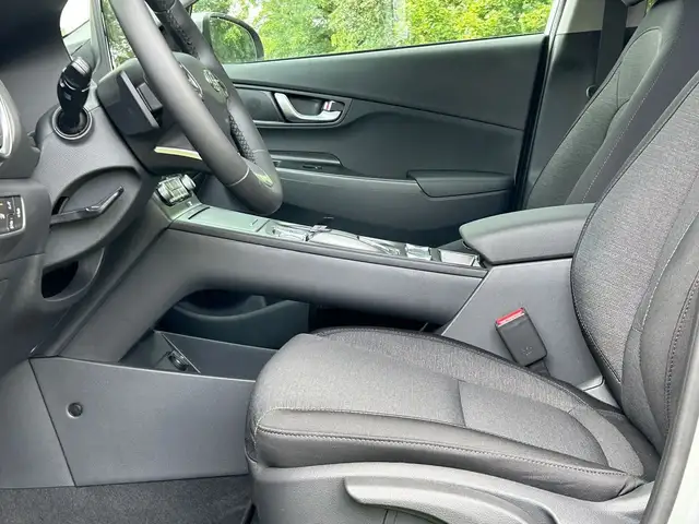 Hyundai Kona view 11