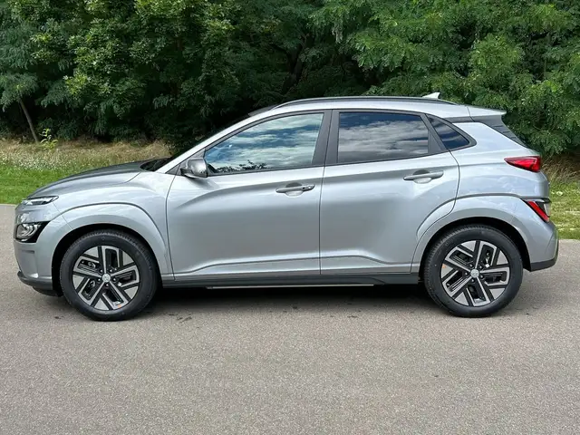 Hyundai Kona view 5