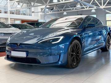 Model S + trekhaak , rond stuur