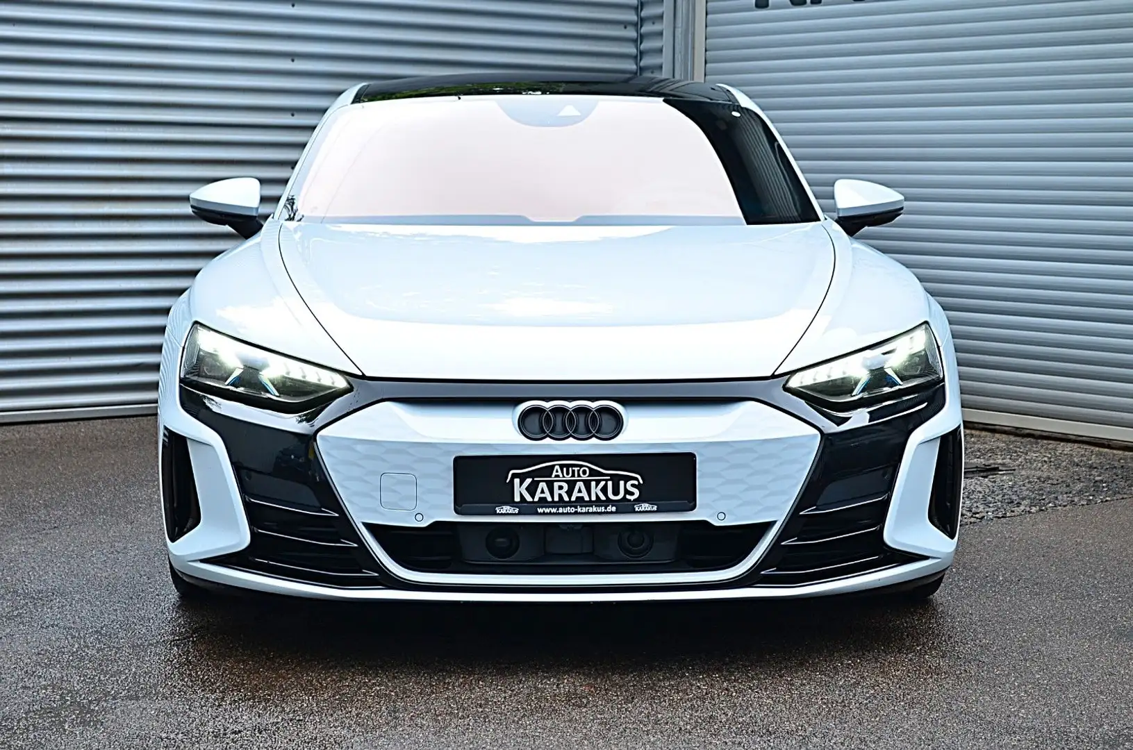 Audi RS e-tron GT Grau - 2