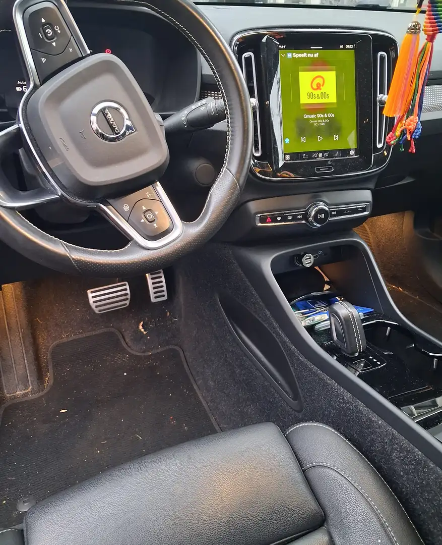 Volvo XC40 XC40 Recharge P8 AWD RDes - 1