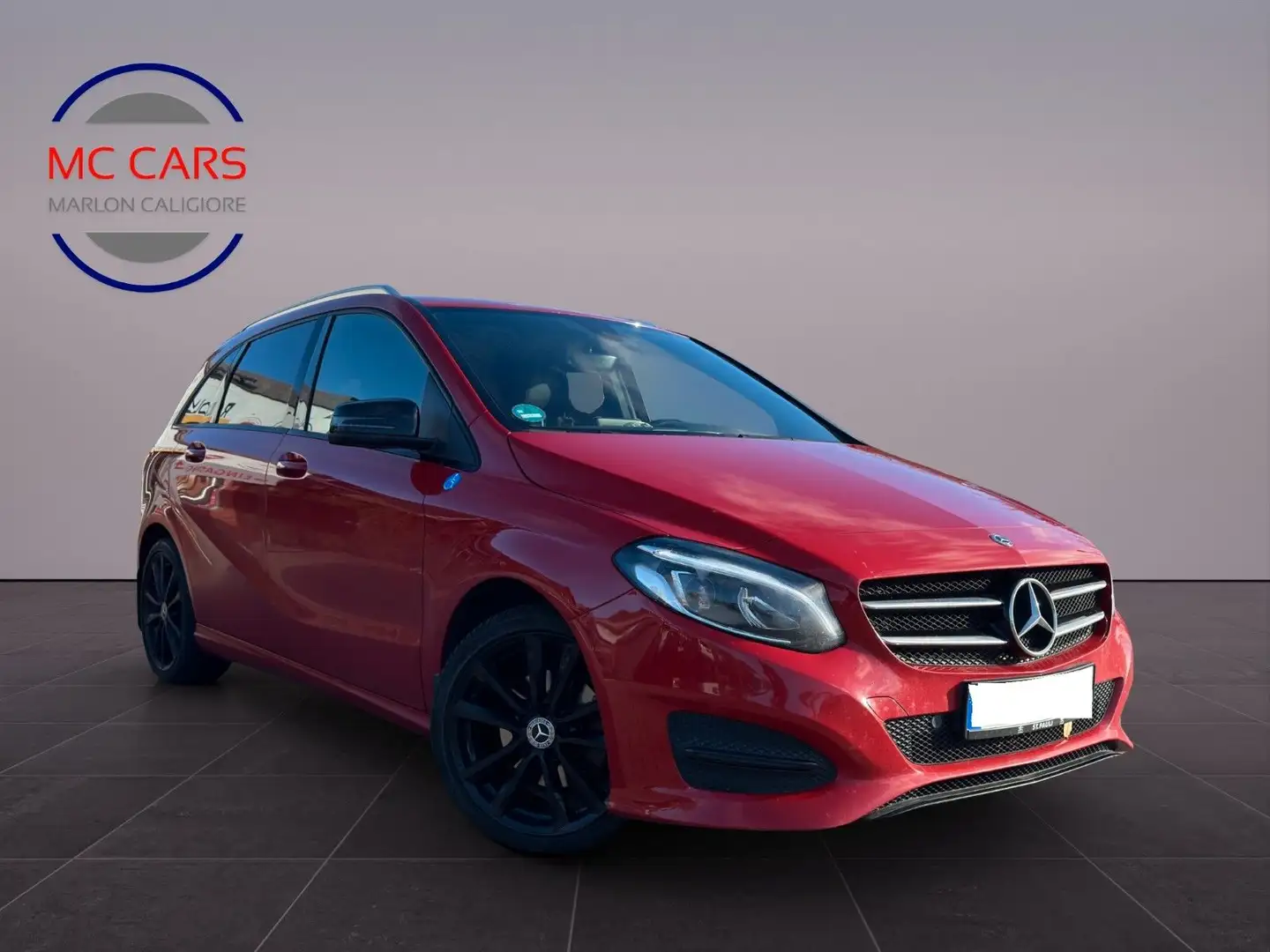 Mercedes-Benz B 200 d Urban Style Edition Rot - 1