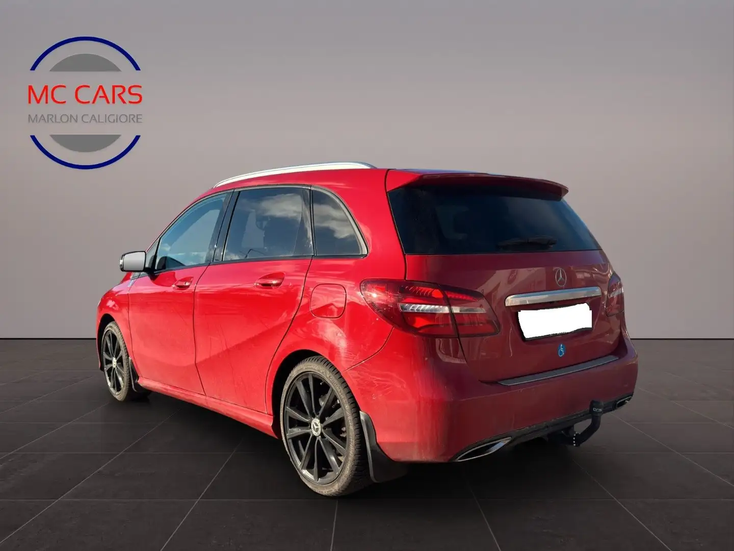 Mercedes-Benz B 200 d Urban Style Edition Rot - 2