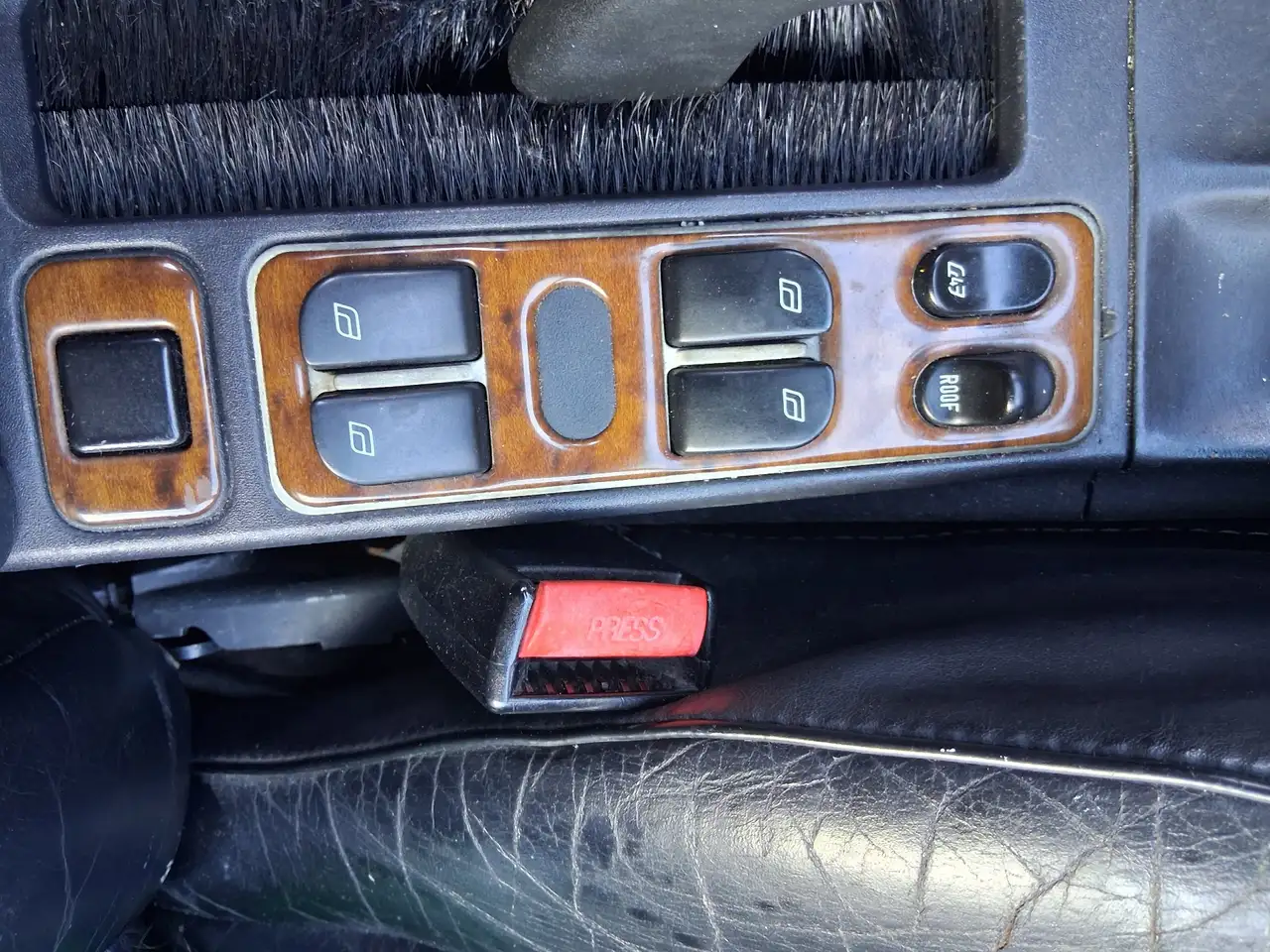 Saab 900 2.3 SE, foto 3