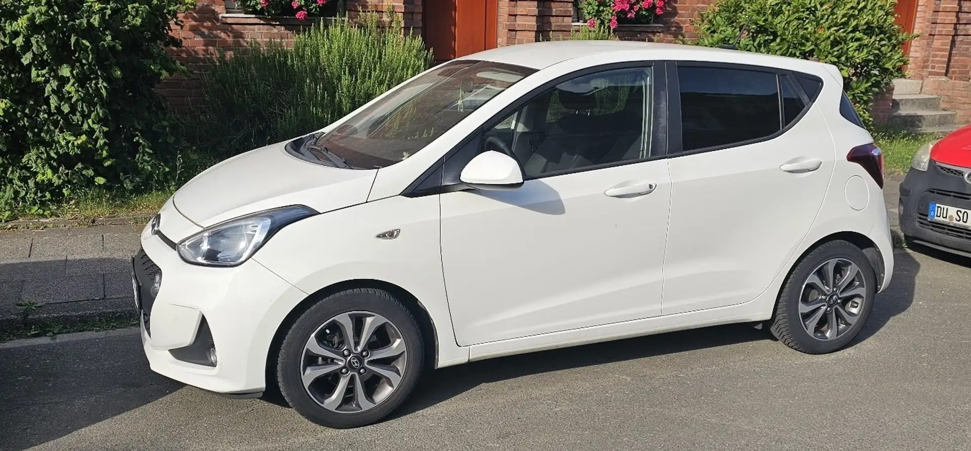Hyundai i10 YES! Plus Weiß - 2