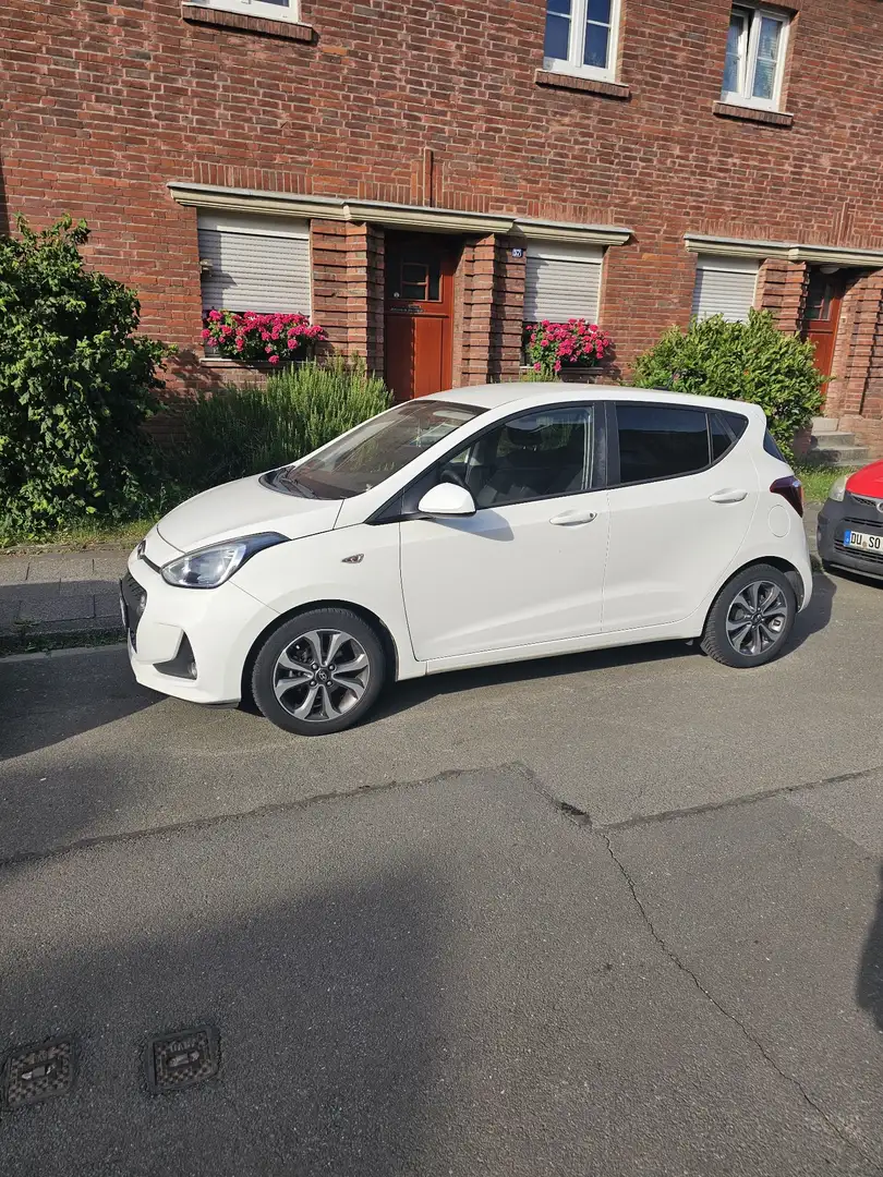 Hyundai i10 YES! Plus White - 2