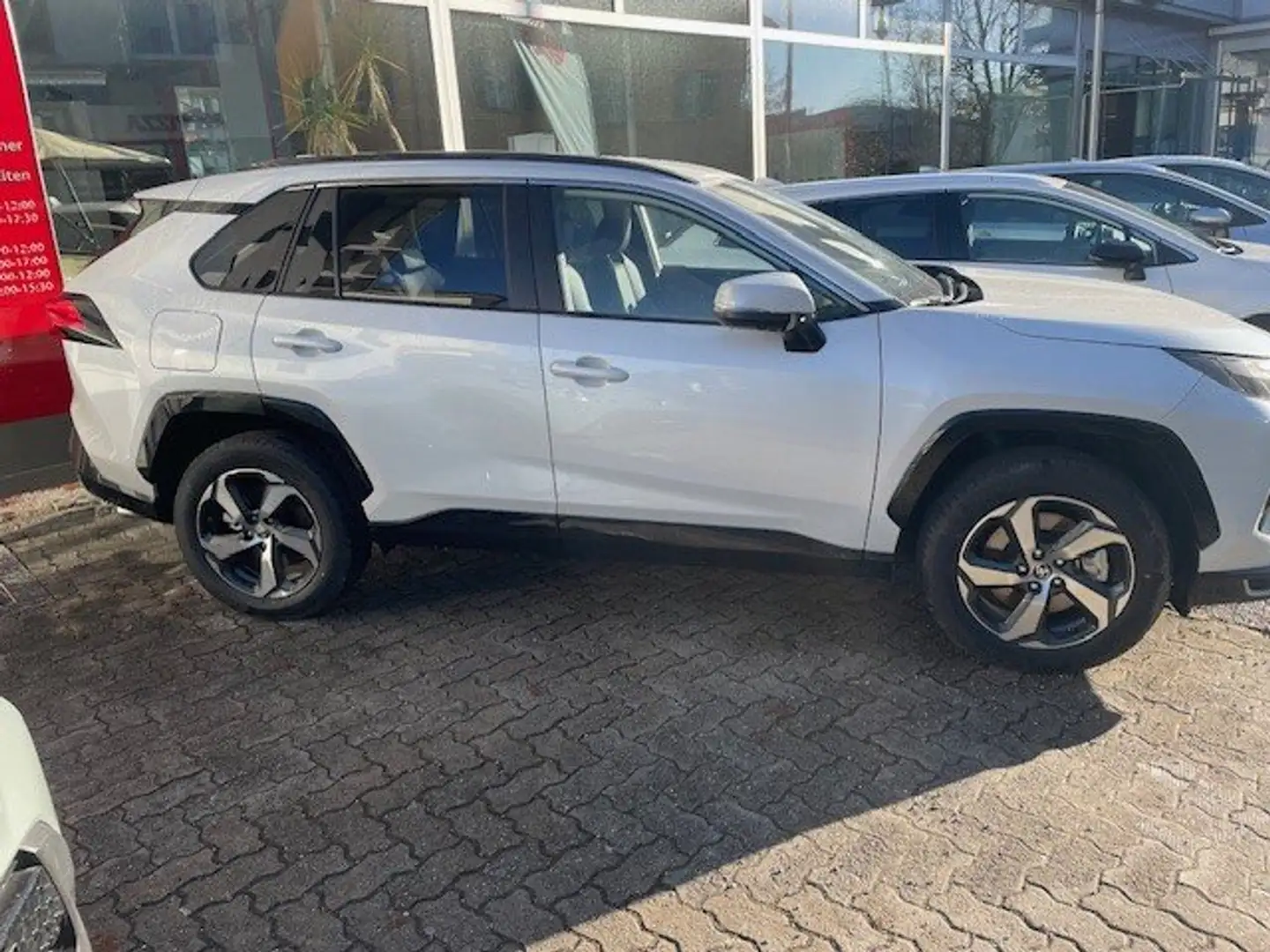 Toyota RAV 4 ACTIVE Plug- in +Executive Paket   AWD-i Weiß - 2