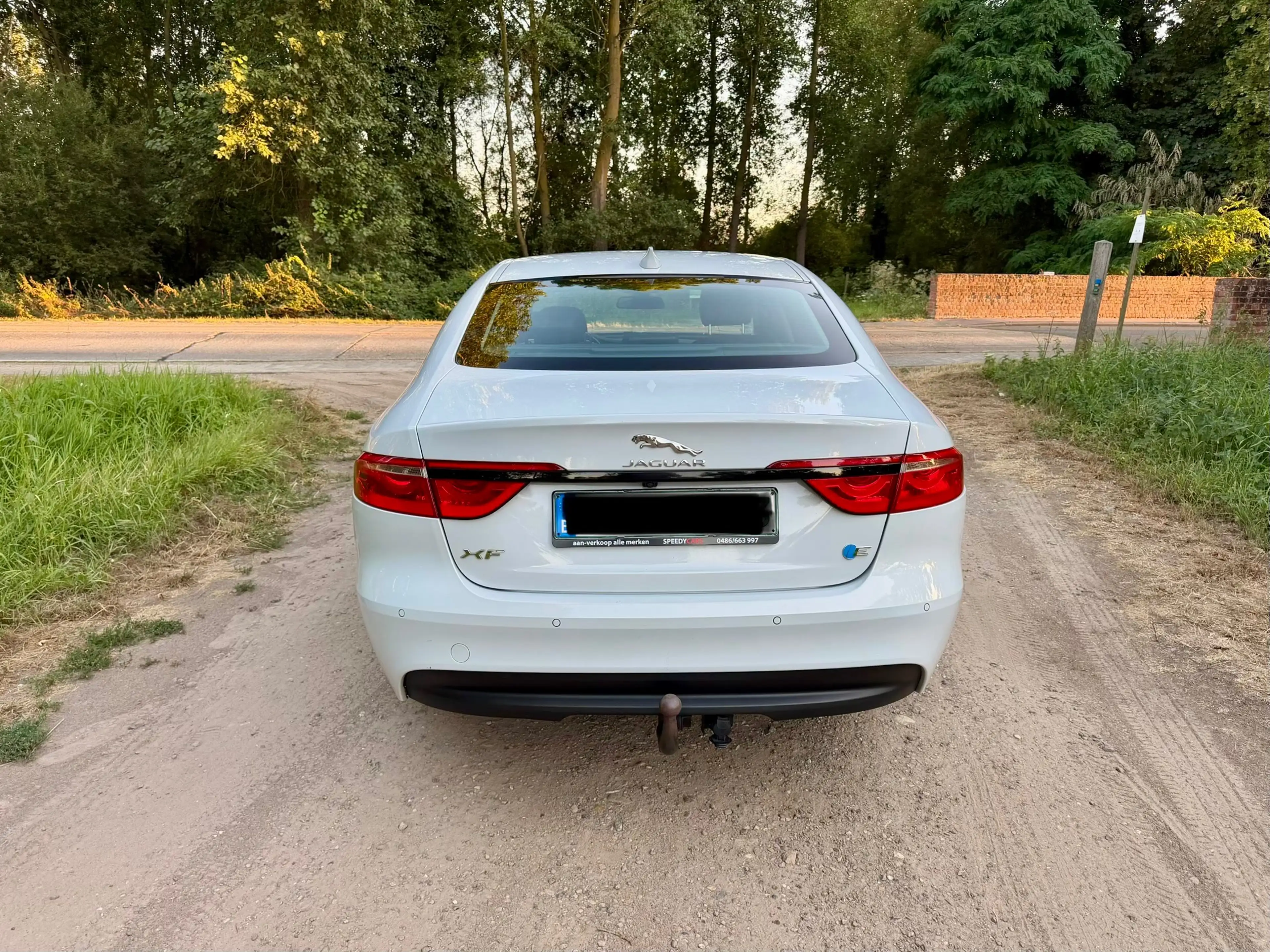 Jaguar XF XF 2.0 D E-Performance Prestige — photo 5