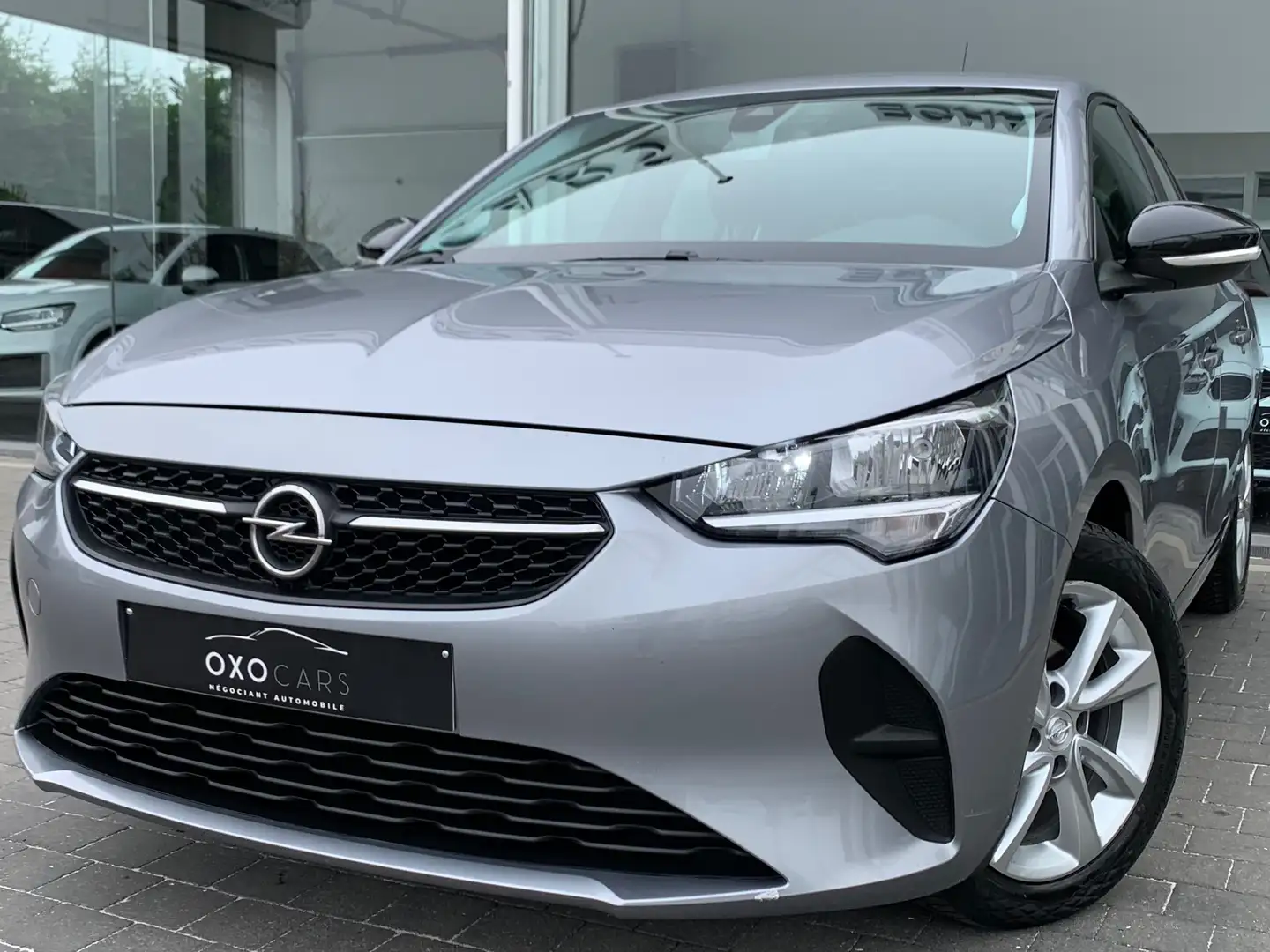 Opel Corsa 1.2i / Airco / Gps / Cruise / Camera /CarPlay/PDC Gris - 1