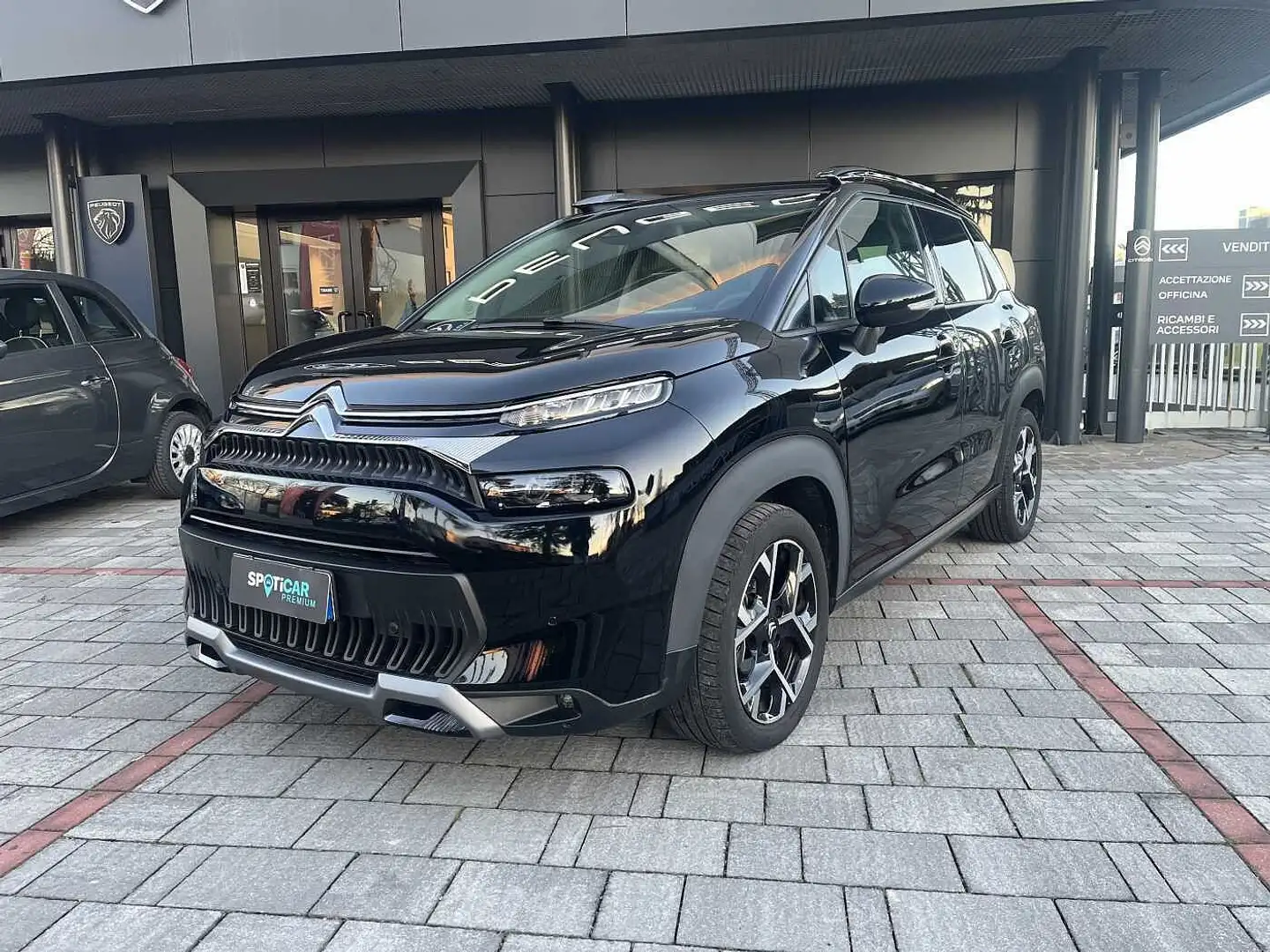 Citroen C3 Aircross 1ª s. PureTech 130 S&S EAT6 Shine Pack Nero - 1