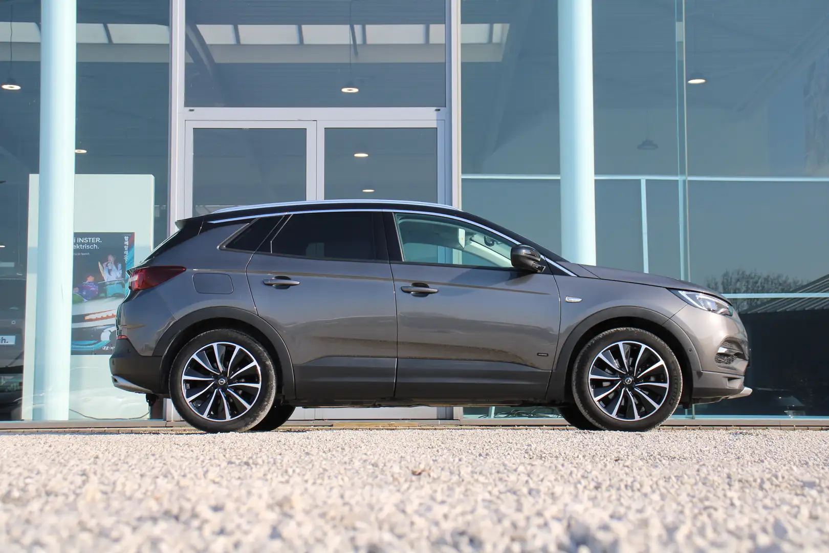 Opel Grandland X 1.6T Plug-In Hybrid Autom. *ULTIMATE *FULL OPTION* Gris - 2
