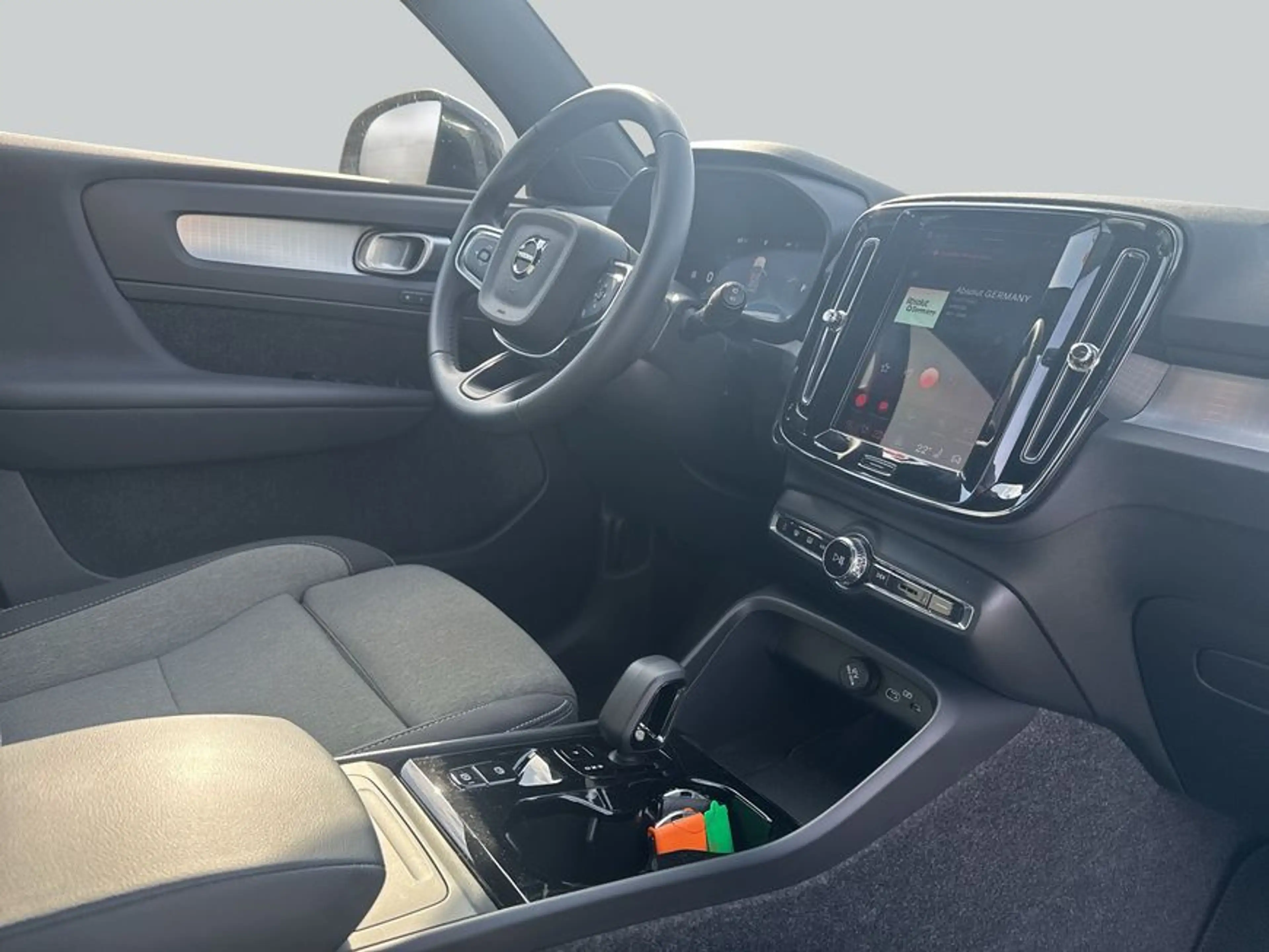 Volvo XC40 XC40 B3 B DKG Plus Black Edition — photo 15
