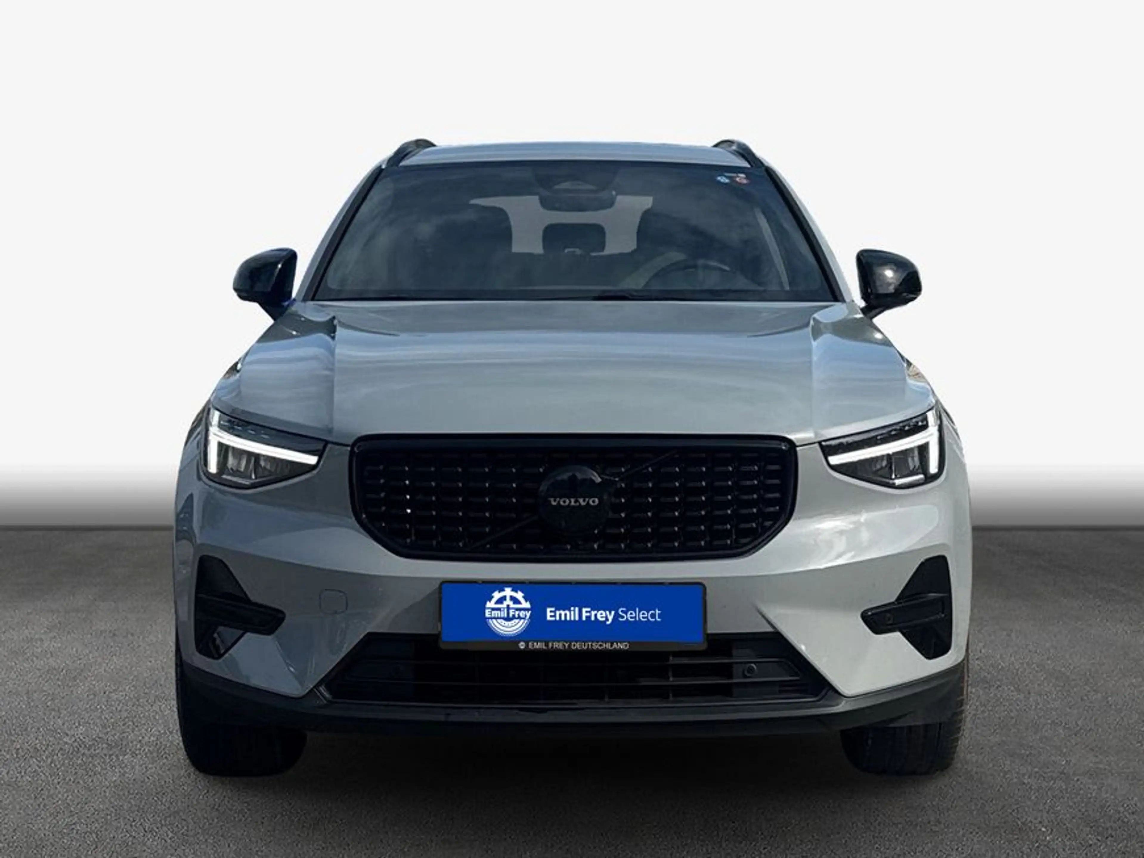 Volvo XC40 XC40 B3 B DKG Plus Black Edition — photo 3