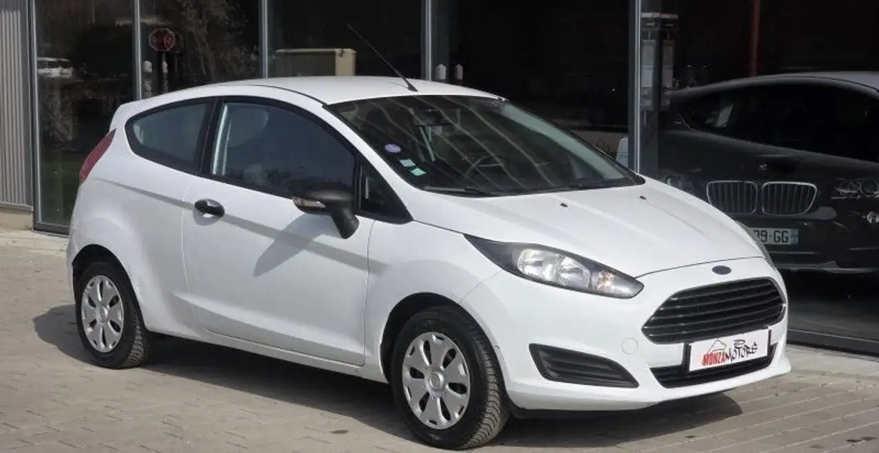 Ford Fiesta 1.25 60CH AMBIENTE 3P