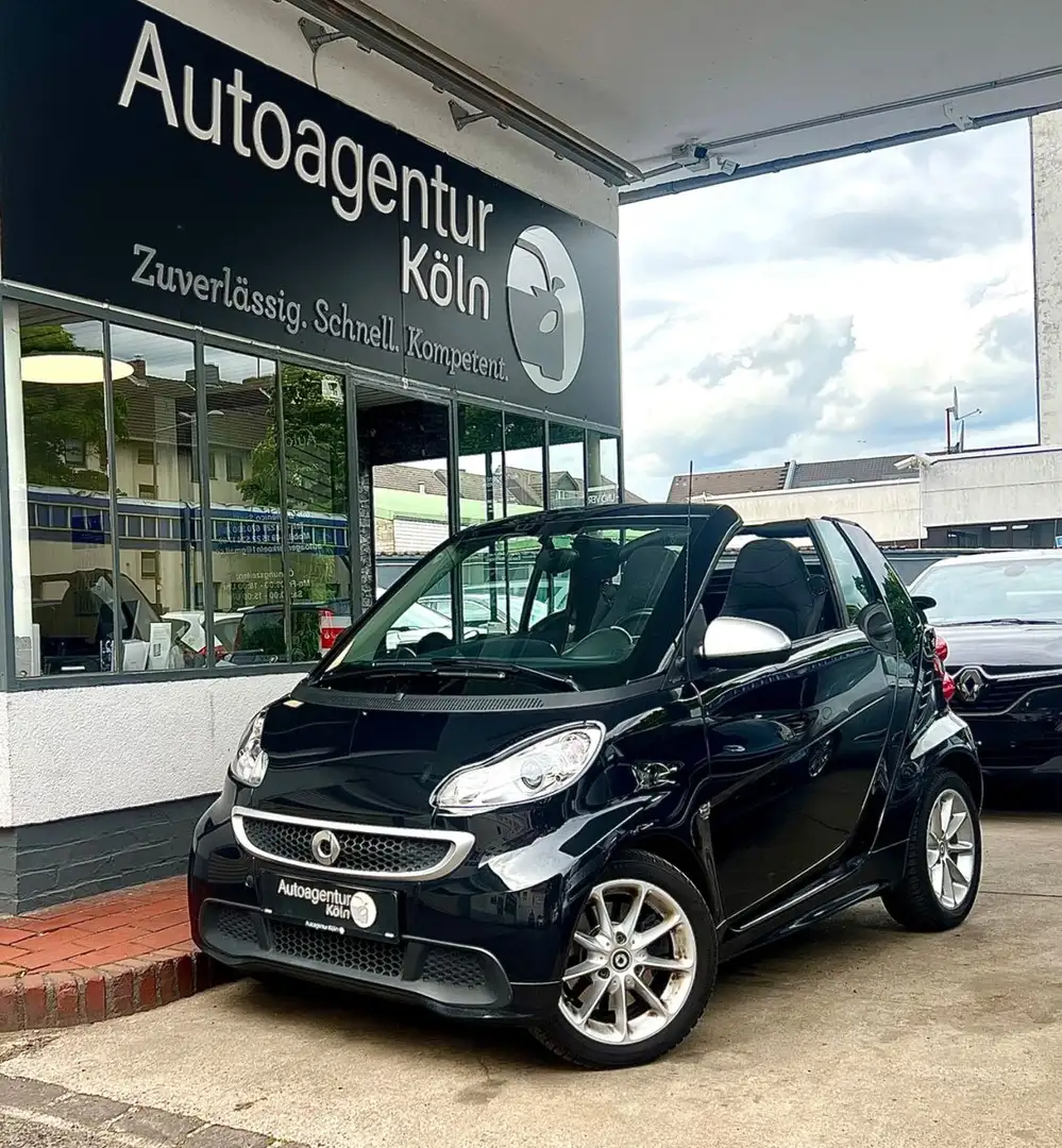 smart forTwo cabrio MHD *KLIMA*SERVO*1-J GAR* Noir - 1