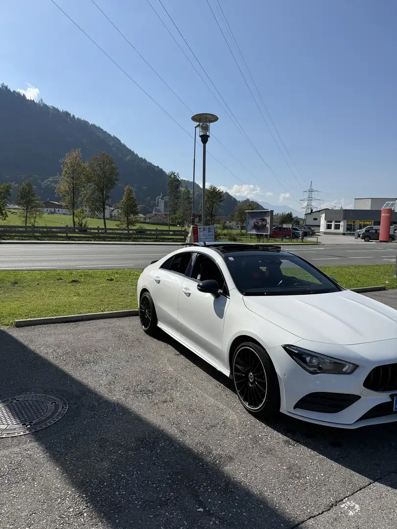Mercedes-Benz CLA 220 - 1