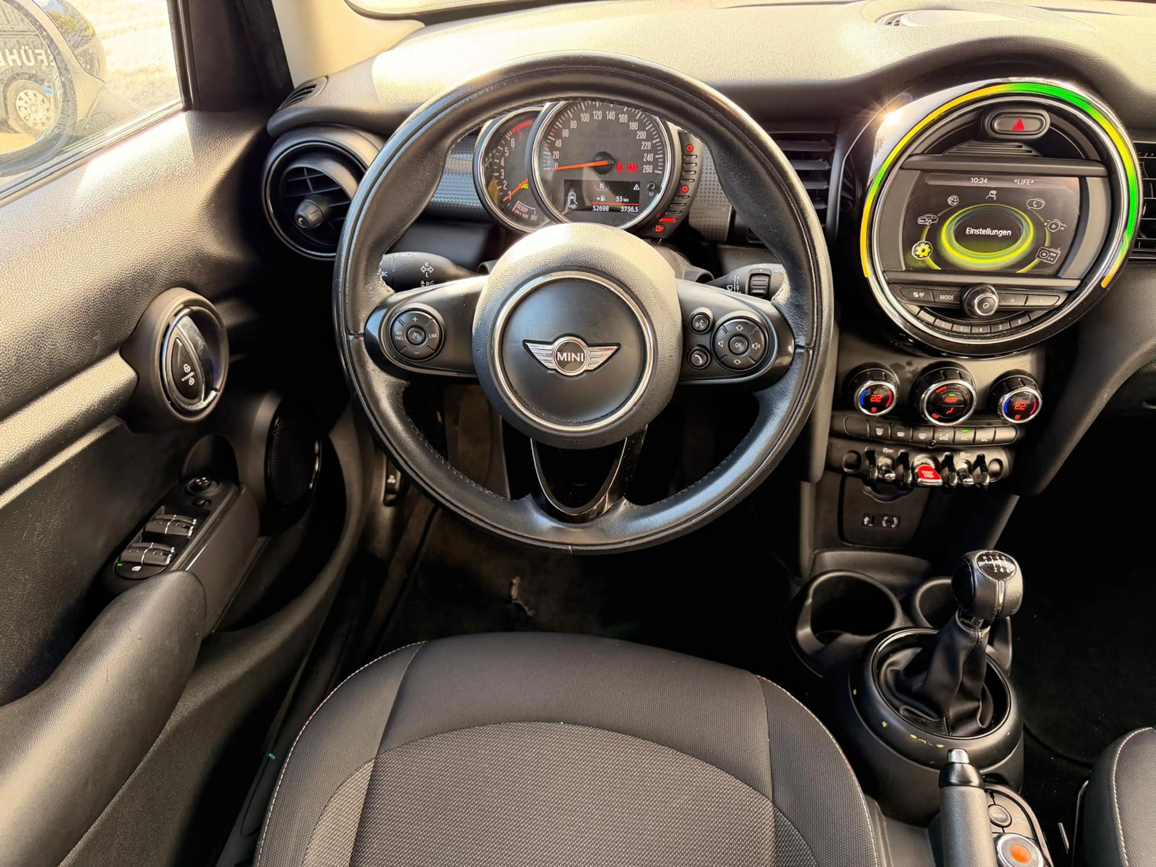 MINI One One — photo 15