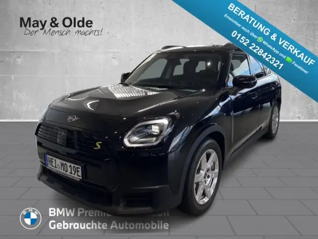 MINI Cooper SE Countryman Classic Trim M Plus PANO AHK LED NAVI HUD El. Heck