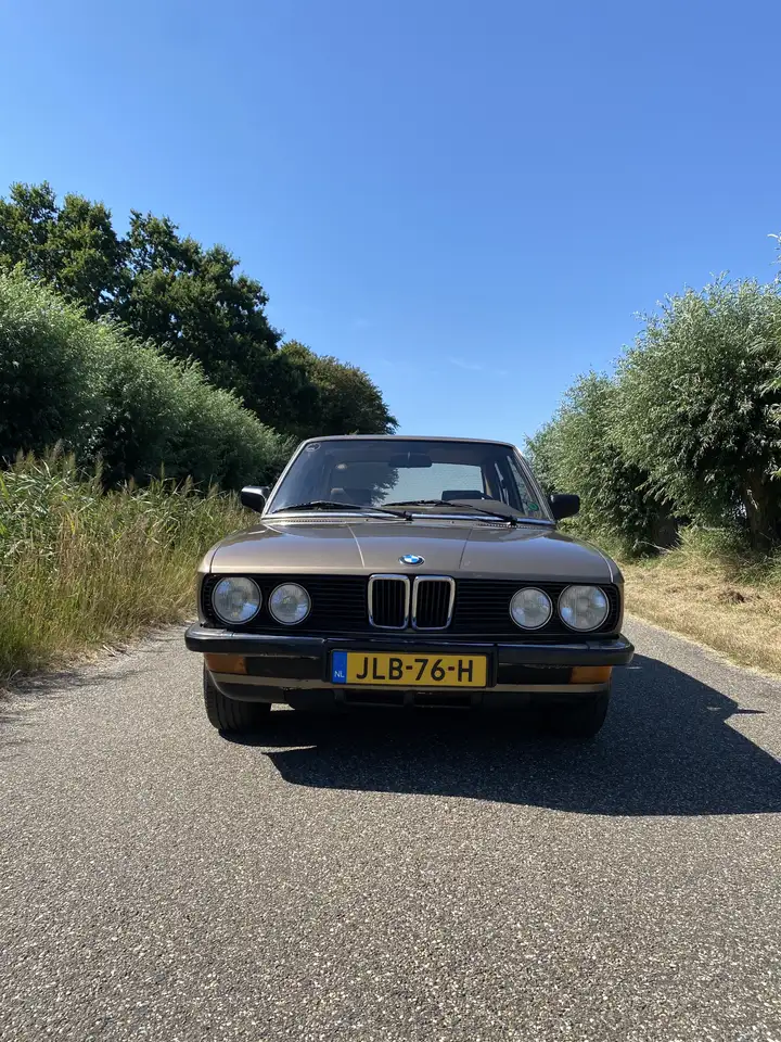 BMW 525e 1985, foto 3