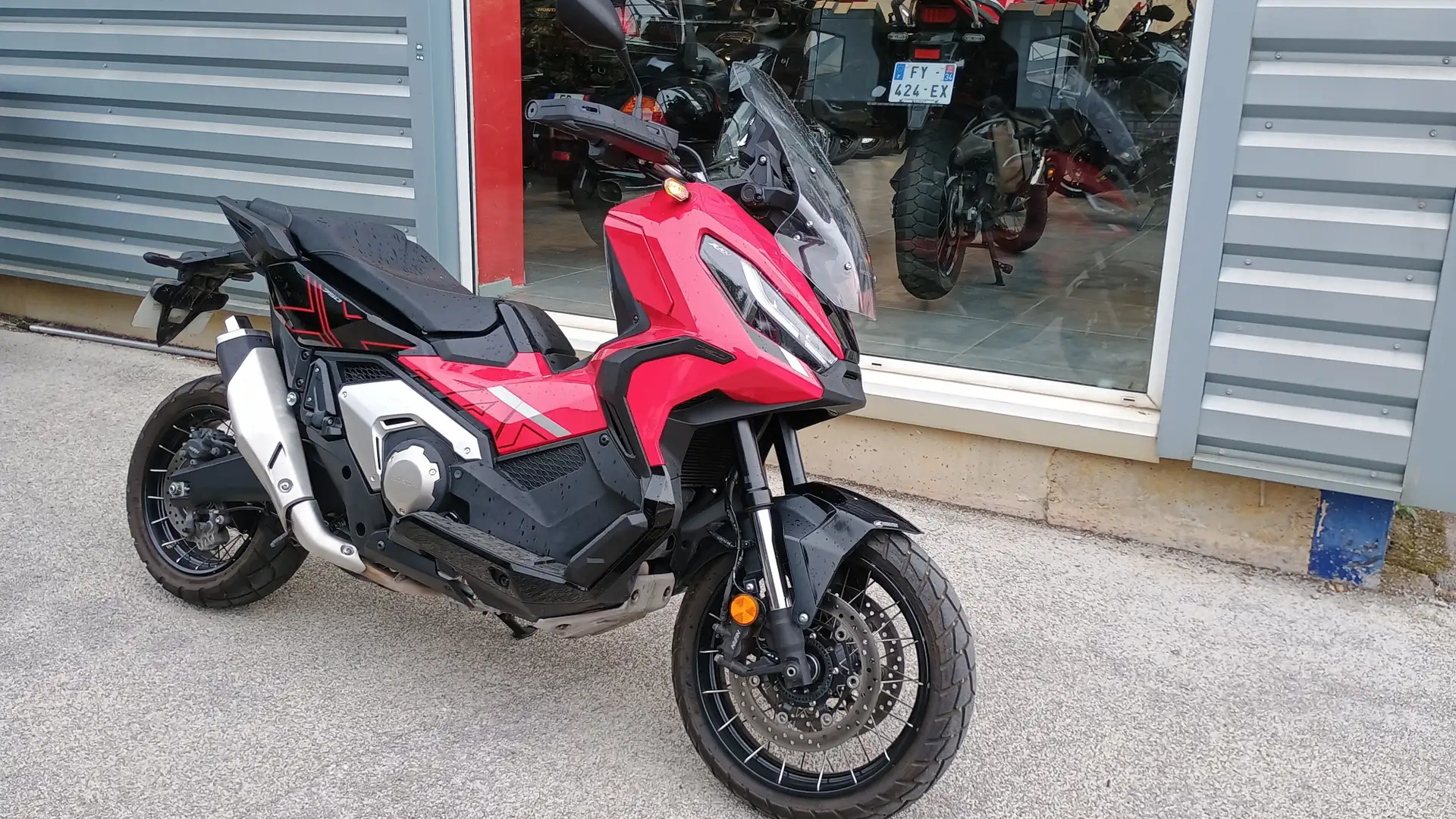 Honda X-ADV Roşu - 2
