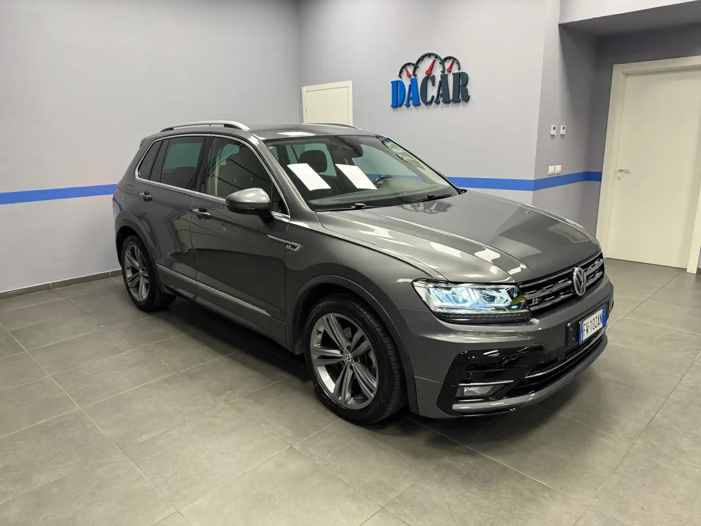 Volkswagen Tiguan Tiguan 1.5 tsi Sport 150cv DSG *GANCIO TRAINO* Gris - 1