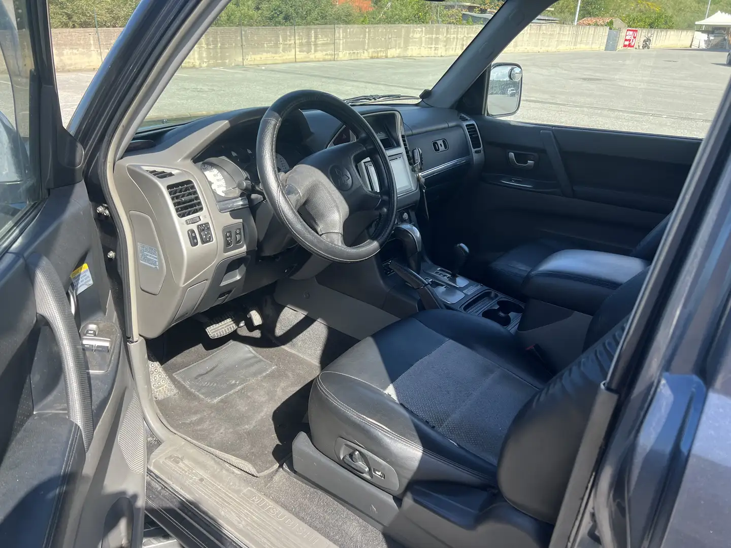 Mitsubishi Pajero 3p 3.2 tdi 16v di-d Intense auto - 1