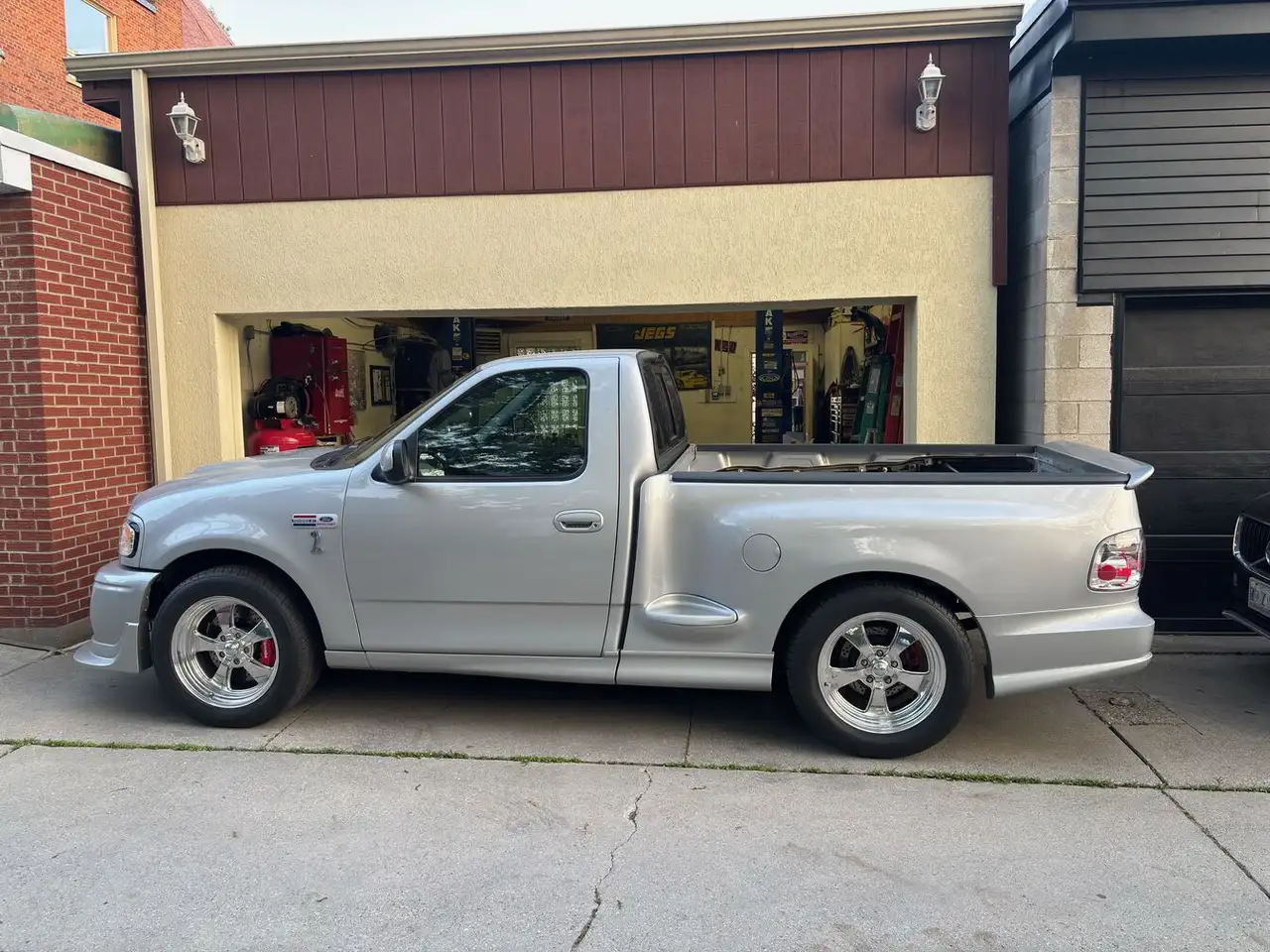 Ford F 150 Lightning снимка Ford F 150 Lightning