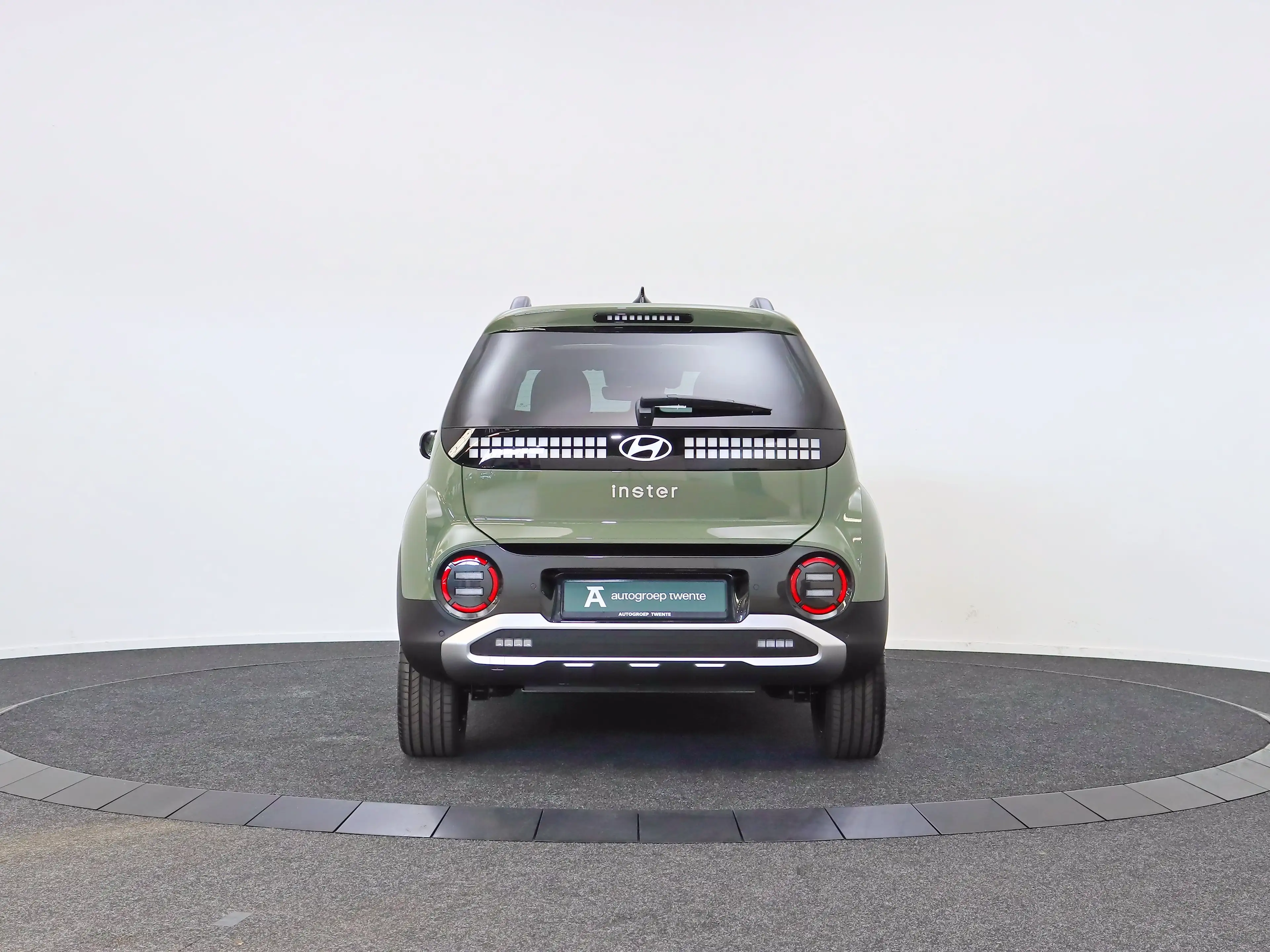 Hyundai Inster Electric 42 kWh Pulse Advanced (Tomboy Khaki) — photo 9