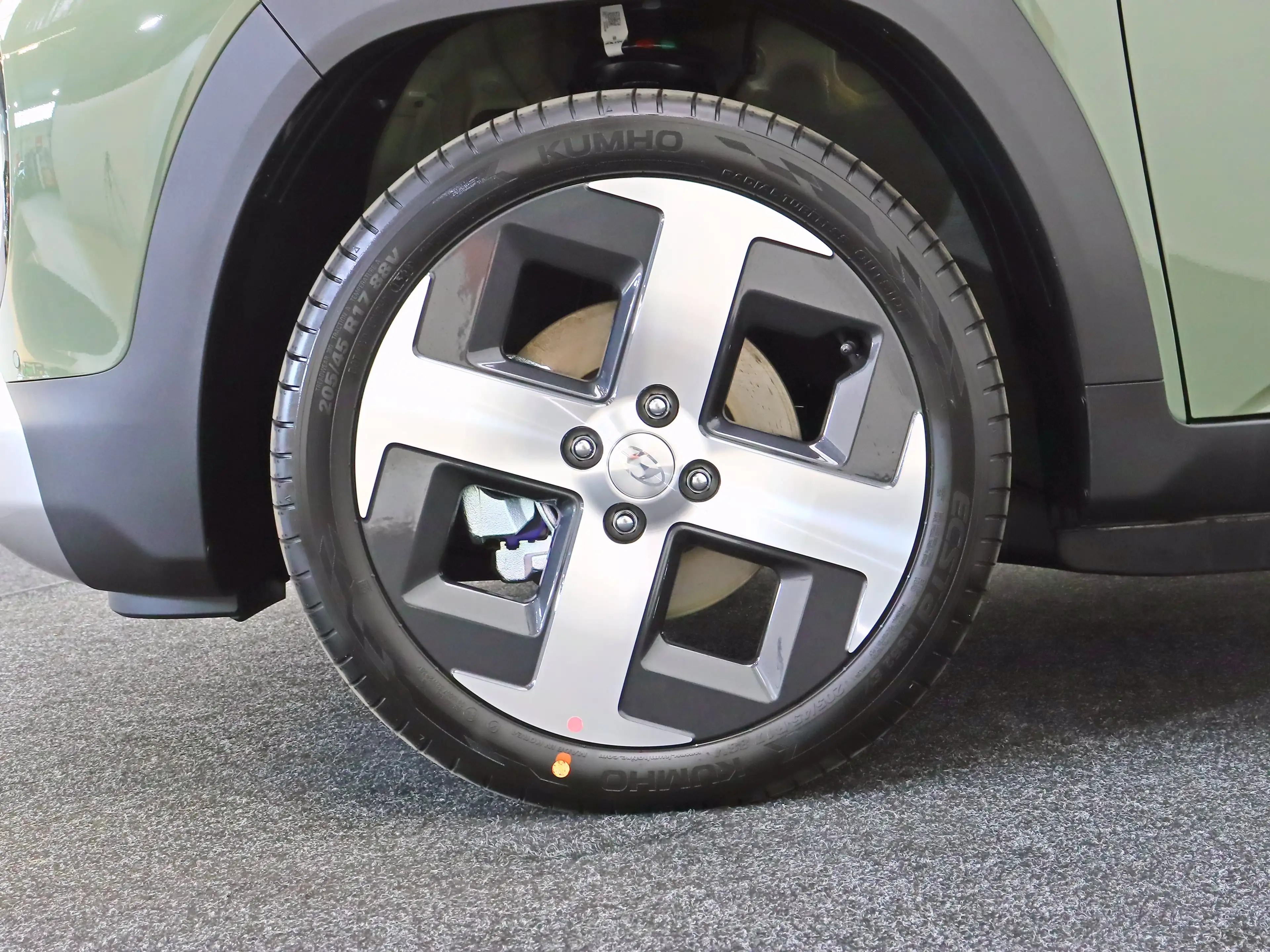 Hyundai Inster Electric 42 kWh Pulse Advanced (Tomboy Khaki) — photo 7
