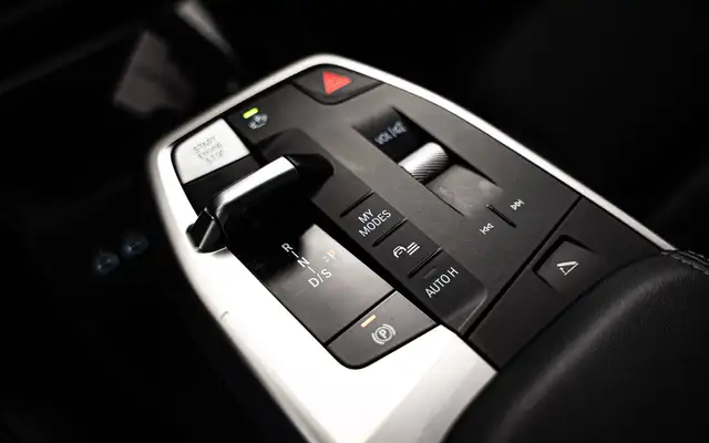 BMW 2 Series view 19