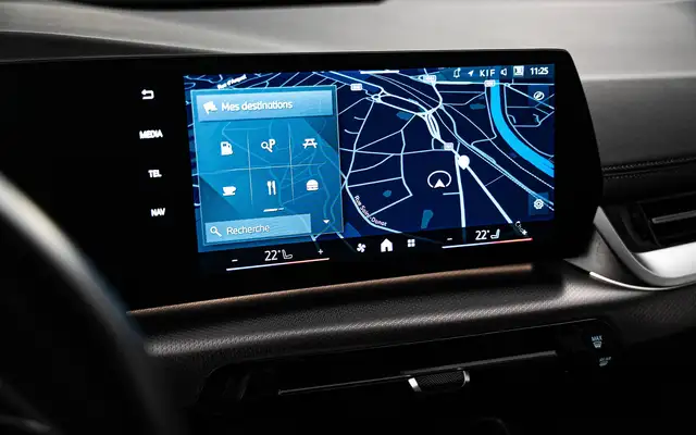 BMW 2 Series view 17