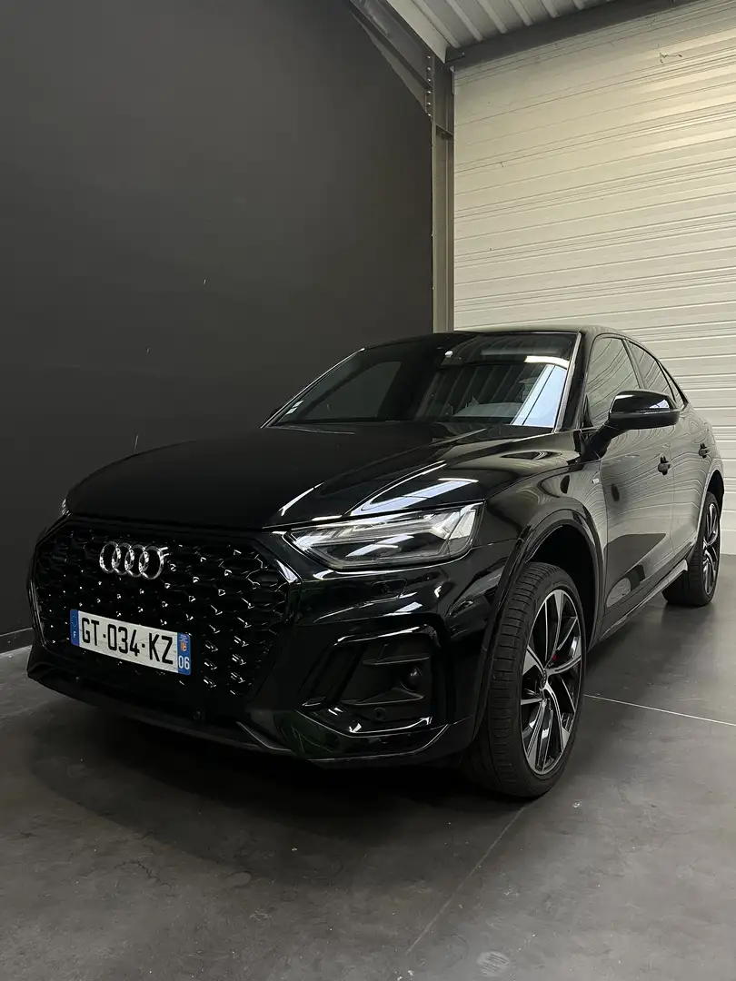 Audi Q5 S-line Sportback - 1