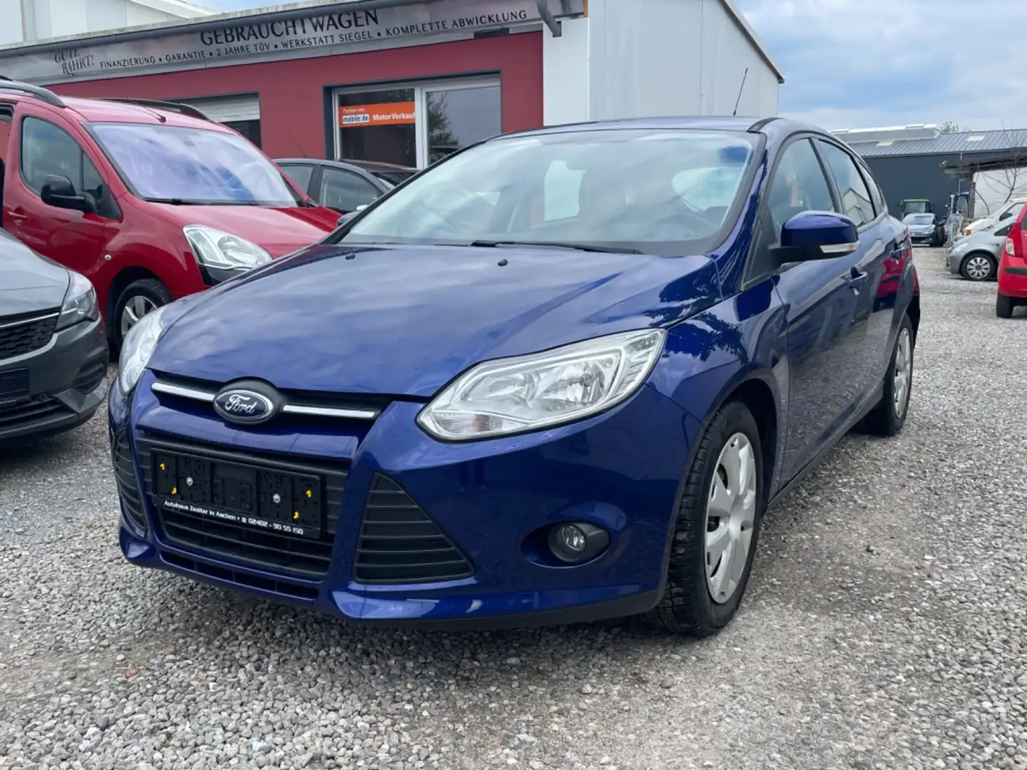 Ford Focus Lim. Trend Blu/Azzurro - 2