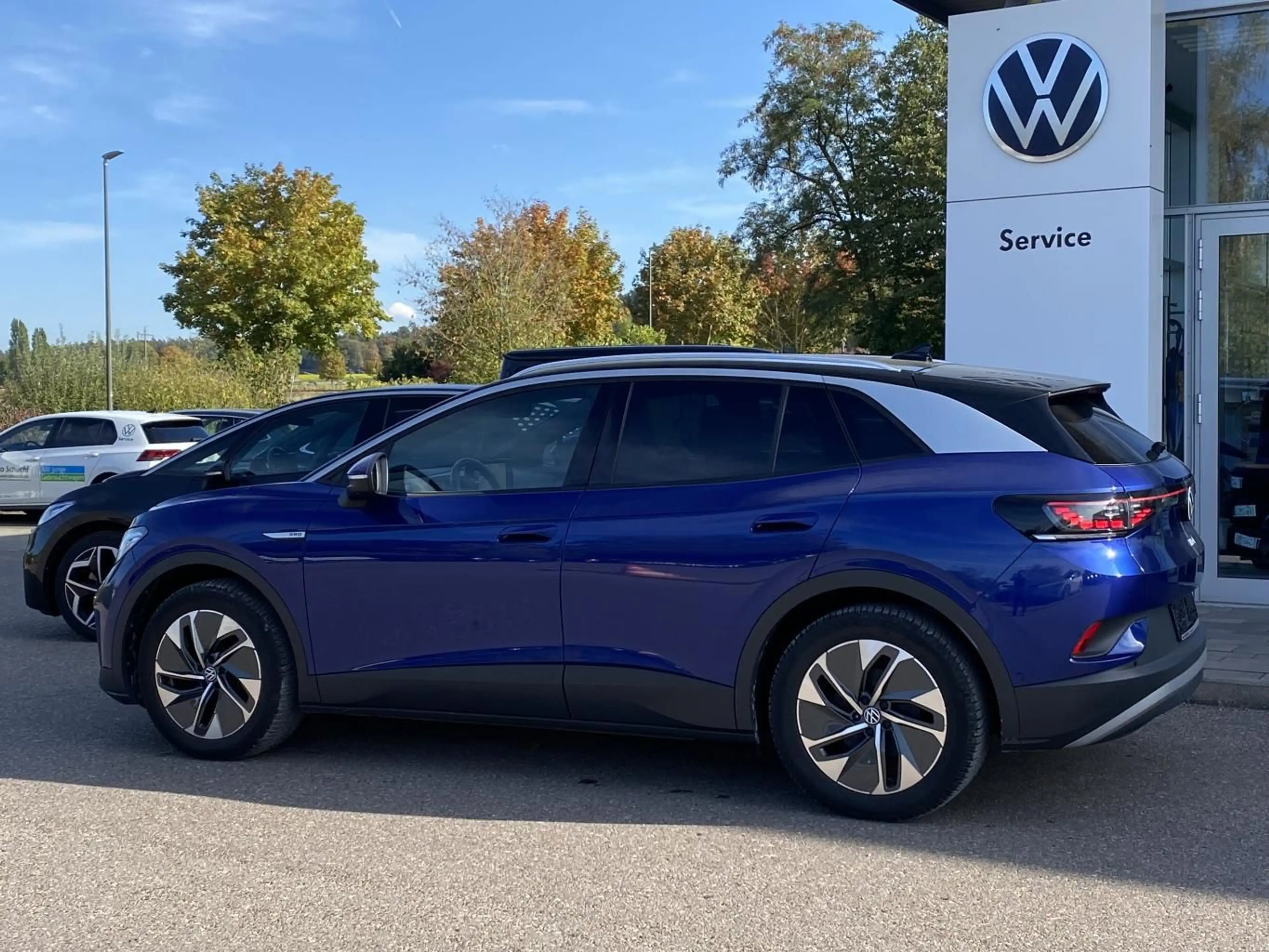 Volkswagen ID.4 PRO-PERFORMANCE WÄRMEPUMPE+AHK+PANORAMA+EL — photo 3