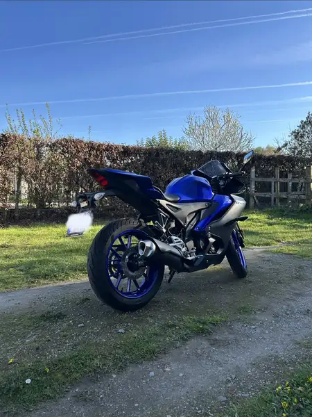 Yamaha YZF-R125 - foto 8