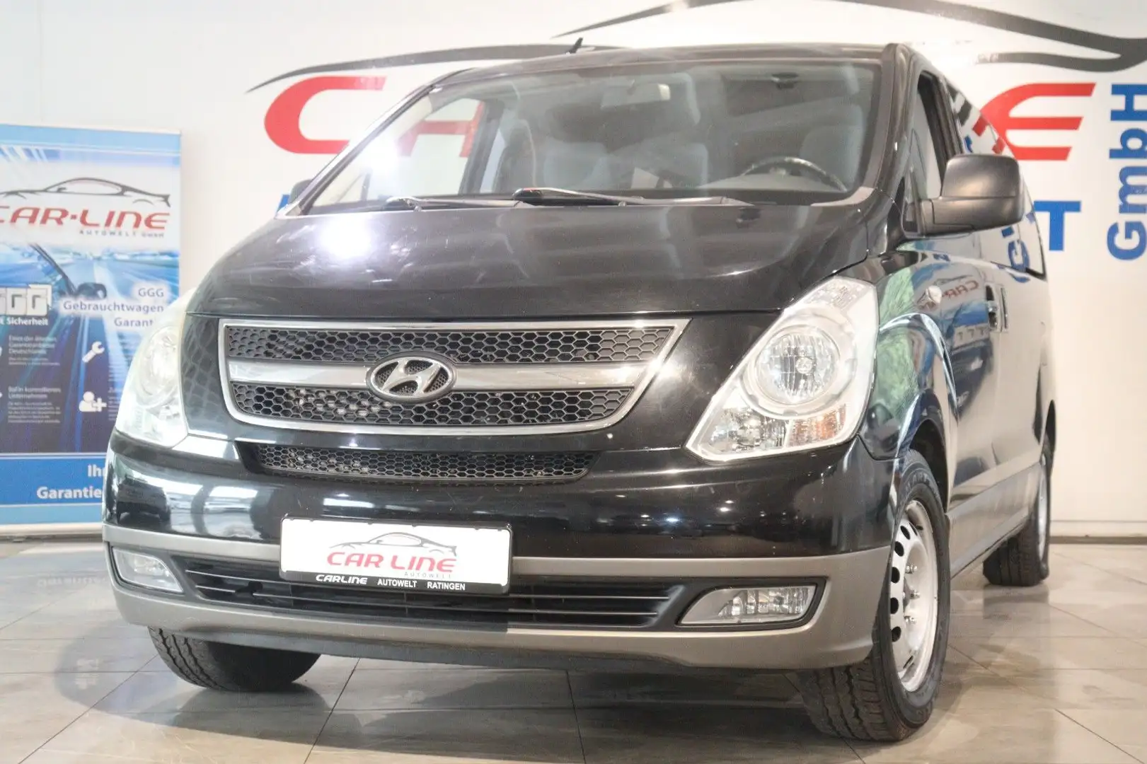 Hyundai H-1 Travel *8-Sitzer*Klima*AHK 2,3t*PDC* Noir - 1