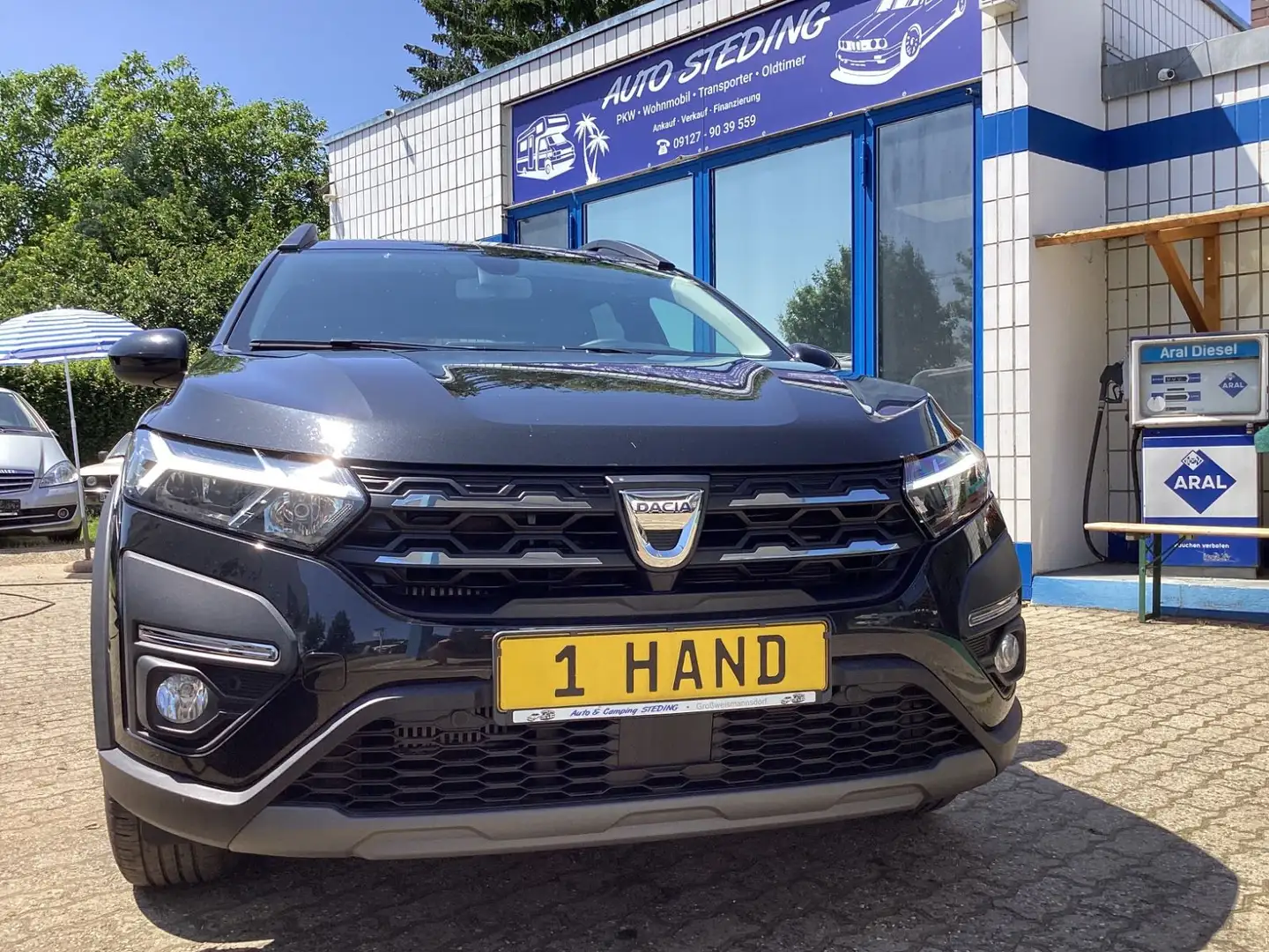 Dacia Jogger Extreme+ / 1.Hand Navi Kamera Bluetooth Schwarz - 2