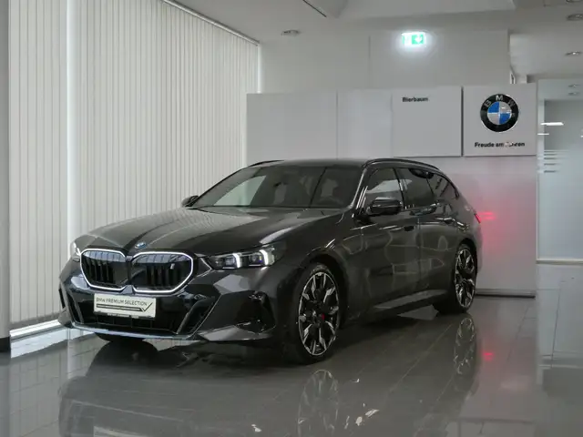 BMW i5 xDrive40 Ansicht 1